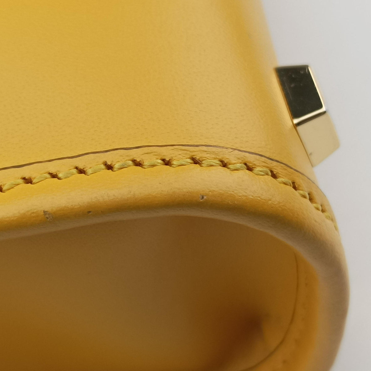 Pre-owned Fendi MINI SUNSHINE SHOPPER Yellow Leather 8BS051 shoulderbag | stylenewstar