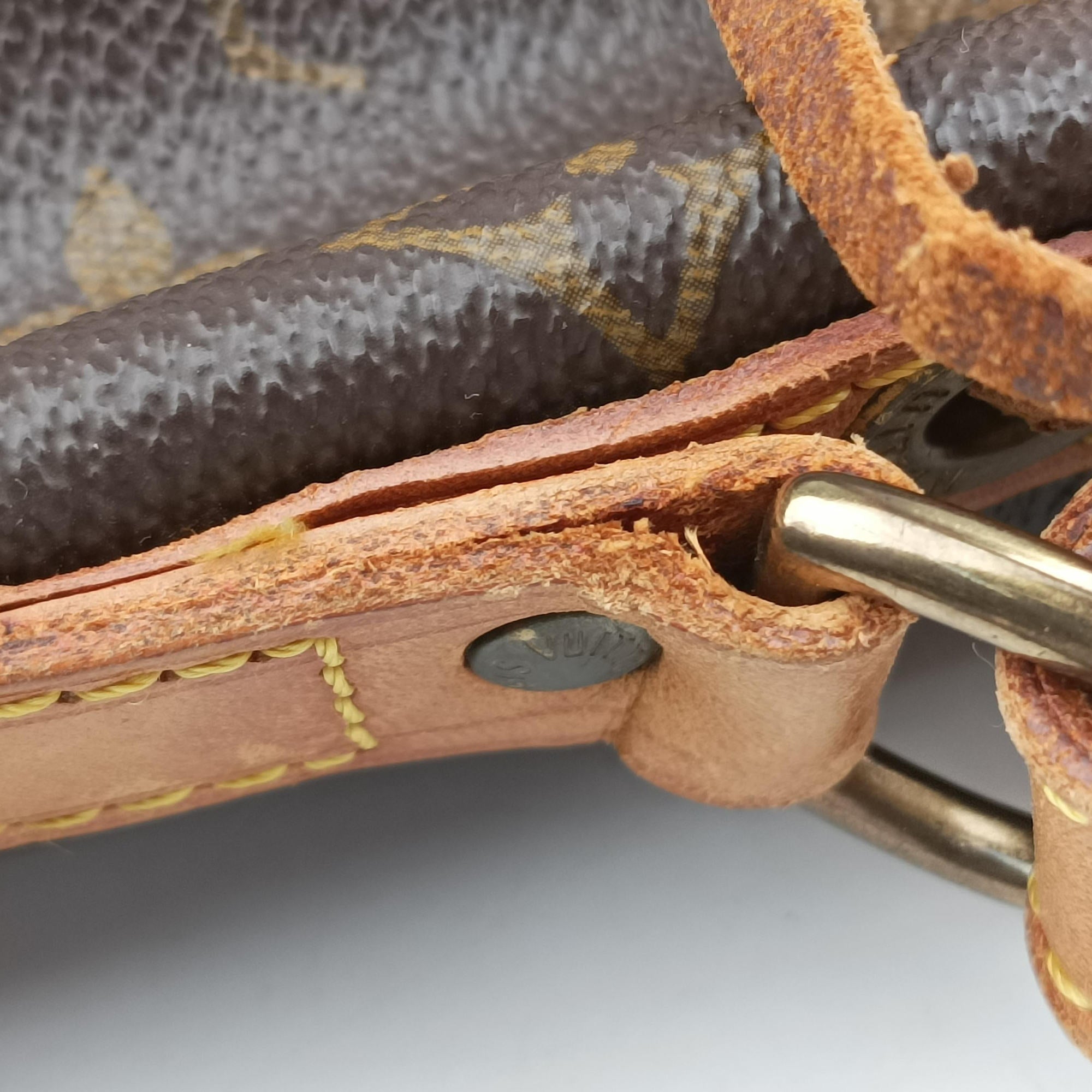 Secondhand Louis Vuitton Petit Noe Brown Monogram Canvas M42226 shoulderbag | stylenewstar