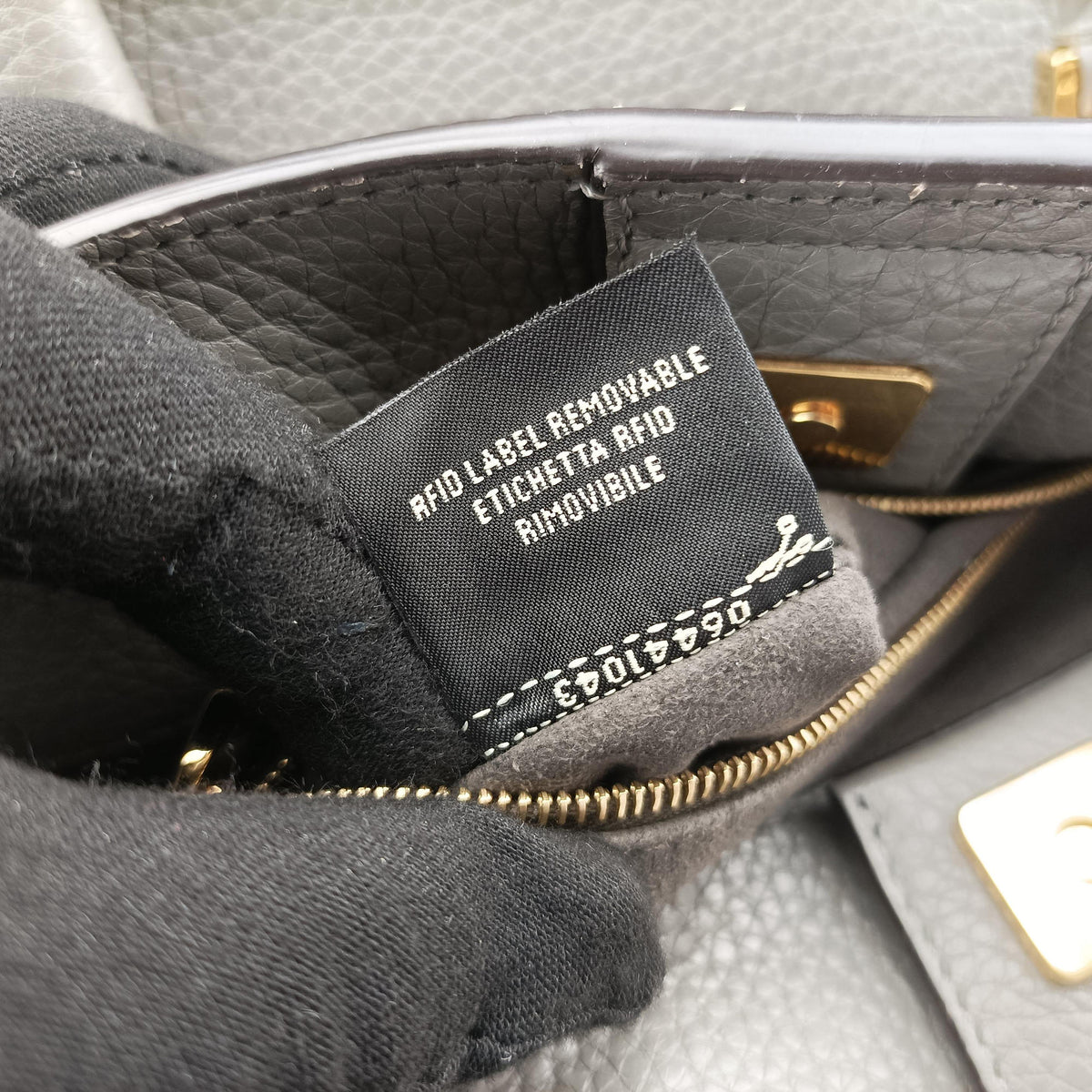 Pre-owned Fendi FF Logo Gloria Grey Leather 8BH367 shoulderbag | stylenewstar