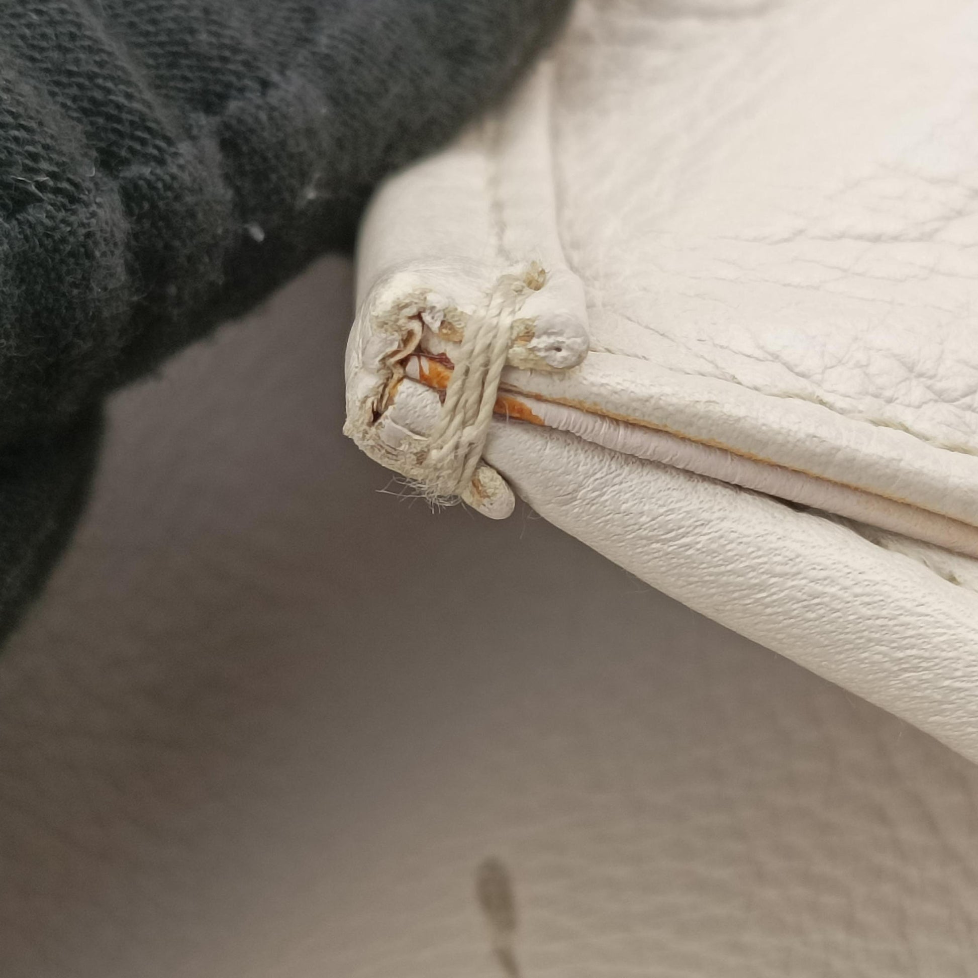 61 Hobo White leather 17-BO-007861 ホーボー ホワイト レザー 17-BO-0078