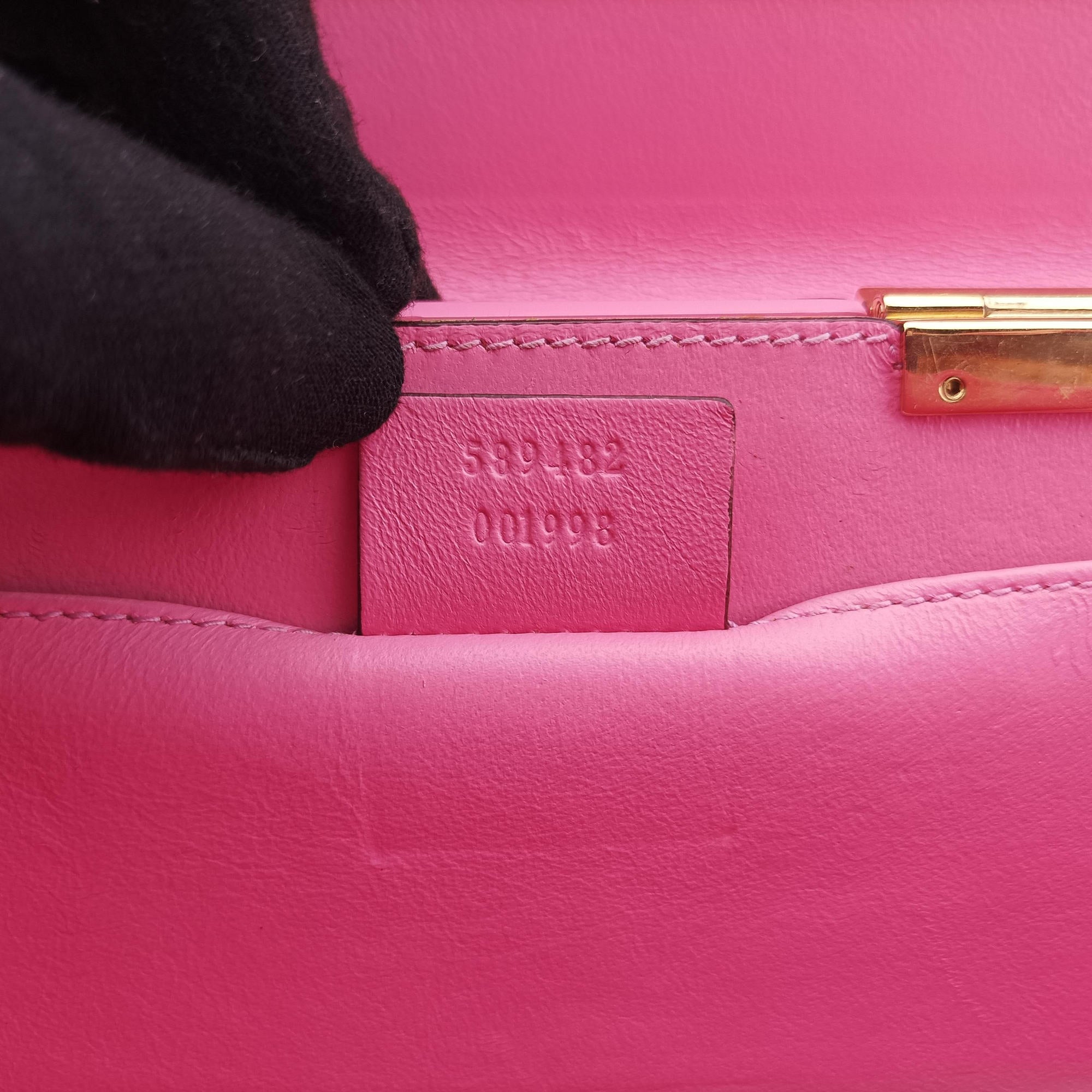 Pre-owned Gucci Sylvie 1969 Acrylic Mini Hand Pink Acrylic 589482 shoulderbag | stylenewstar