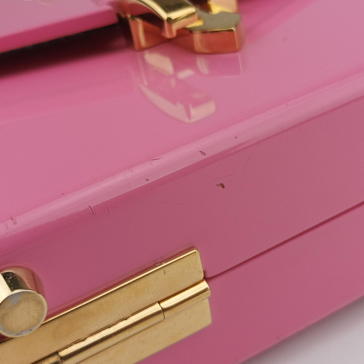Pre-owned Gucci Sylvie 1969 Acrylic Mini Hand Pink Acrylic 589482 shoulderbag | stylenewstar