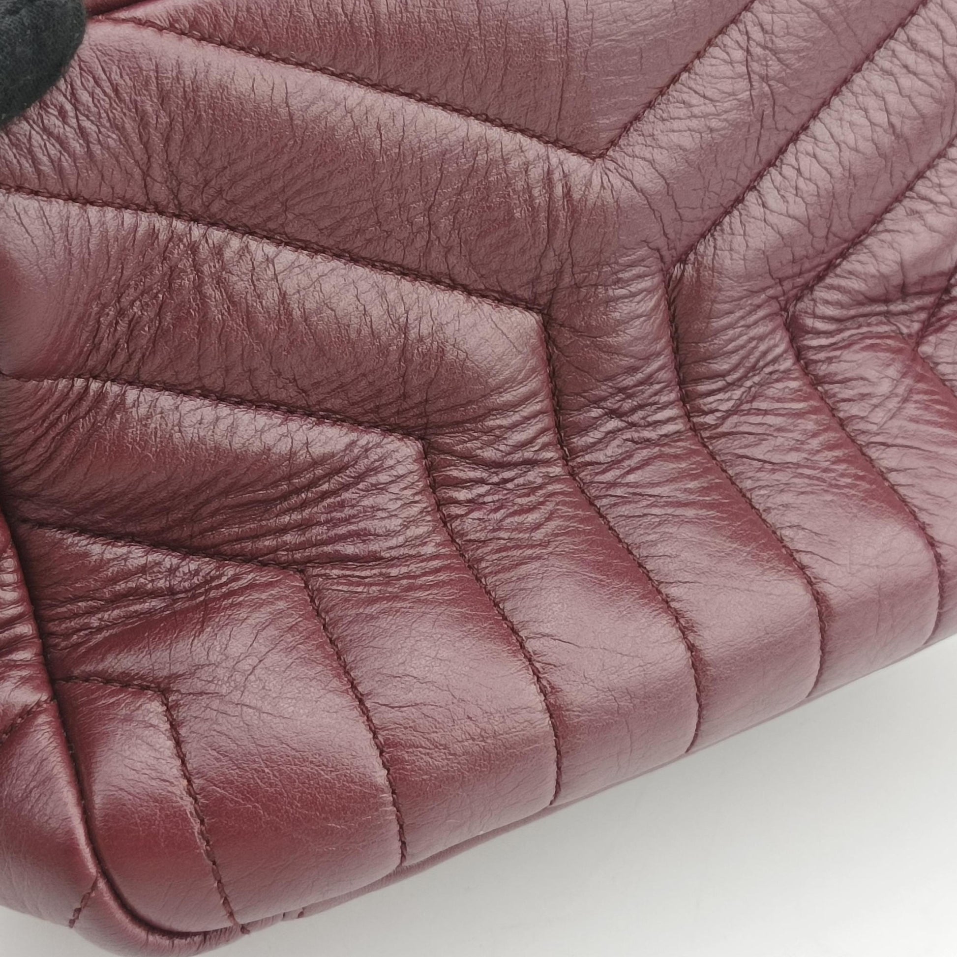 Pre-owned Yves Saint Laurent LOULOU bowling Burgundy Leather 454317 shoulderbag | stylenewstar