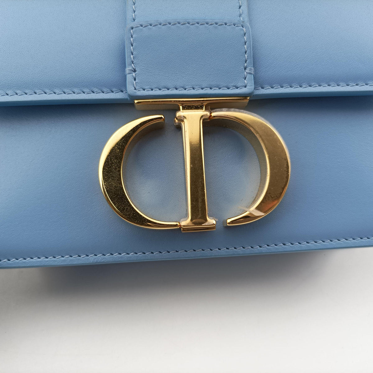 Pre-owned Christian Dior 30 Montaigne Blue Leather  shoulderbag | stylenewstar
