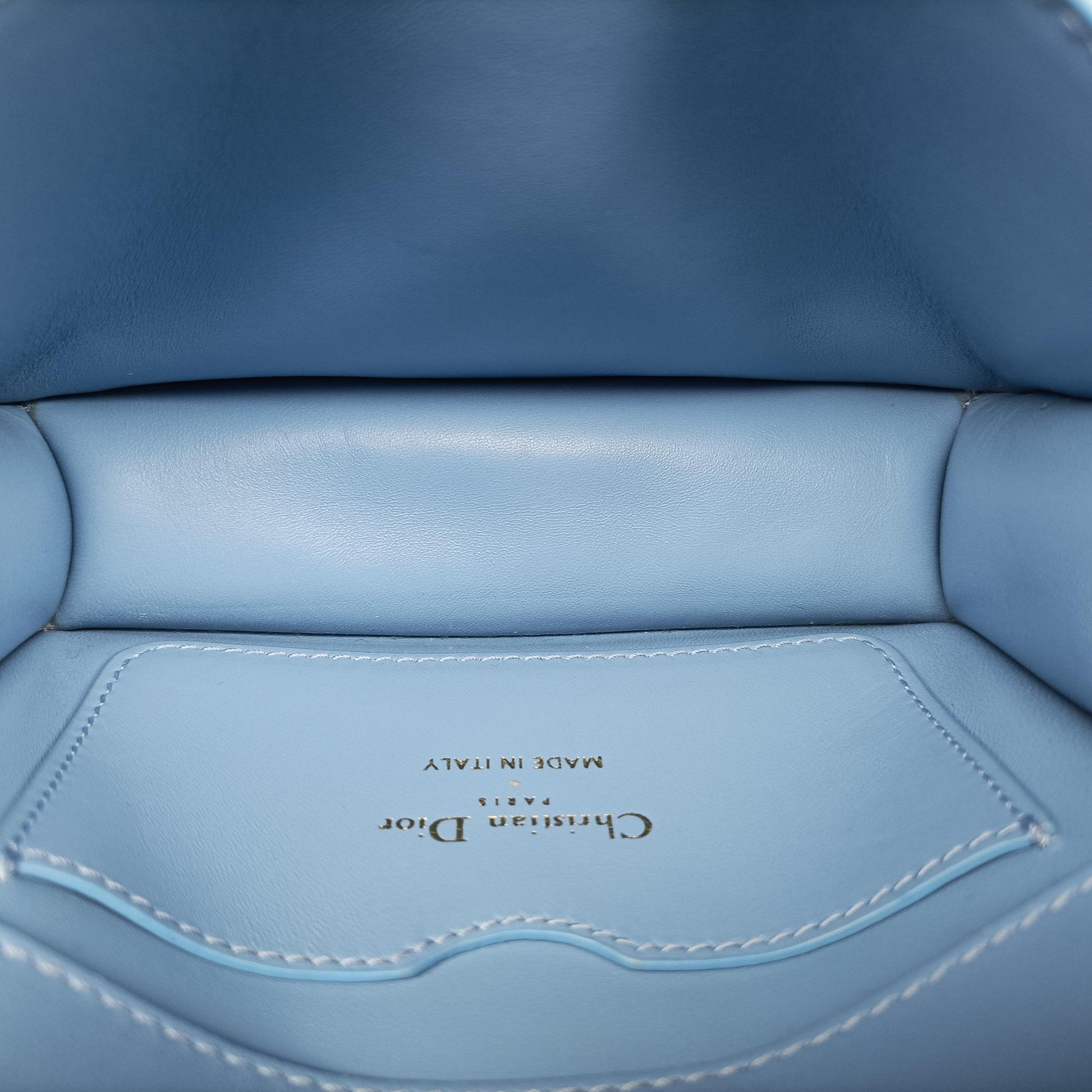 Pre-owned Christian Dior 30 Montaigne Blue Leather  shoulderbag | stylenewstar