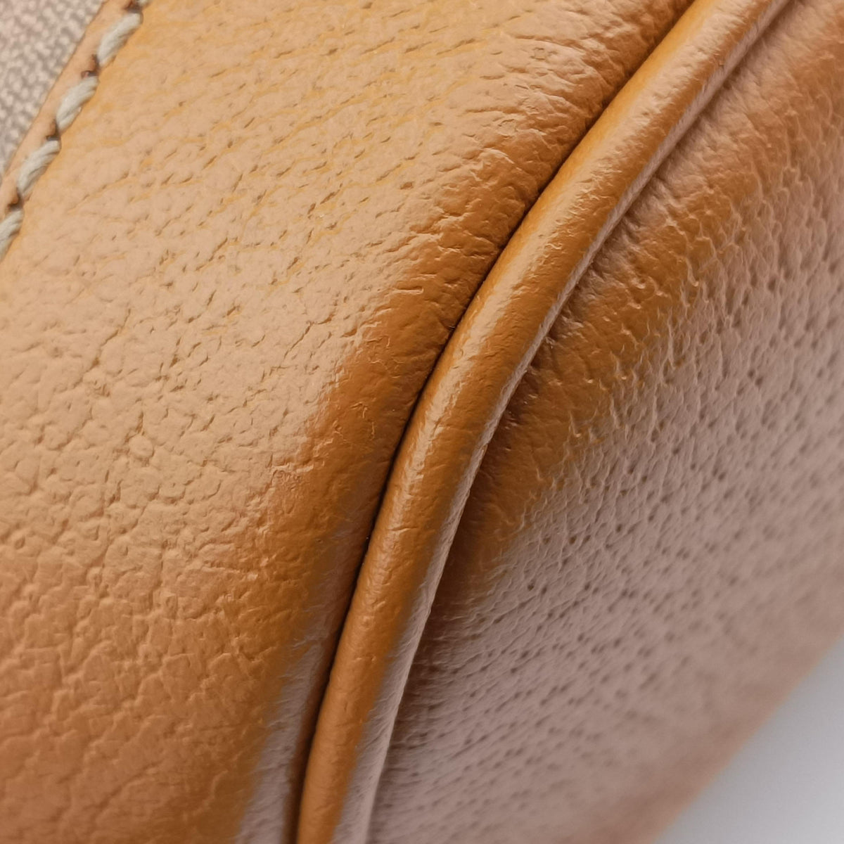 The Three Little Pigs Brown PVC coated canvas × leather 552884 E032209238三匹のこぶた ブラウン PVCコーティングキャンバス×レザー 552884 E032209238