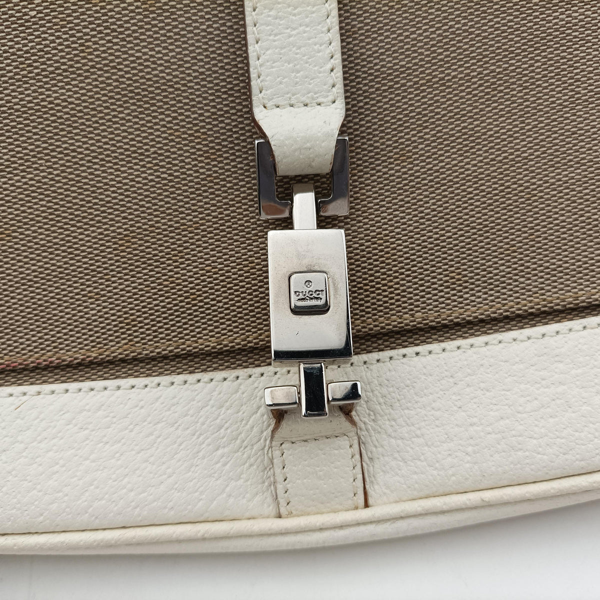 Pre-owned Gucci Hobo White× Beige Canvas × Leather 001.38 shoulderbag | stylenewstar