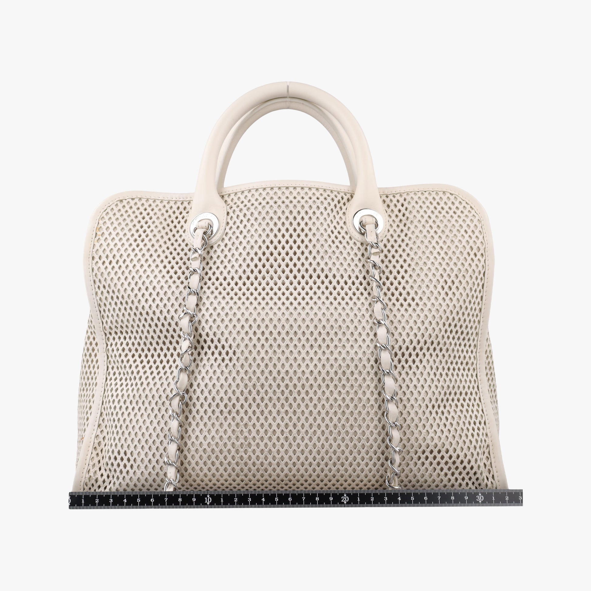 Up in the Air Perforated French Riviera  White lambskin A67654 17921437アップ ザ エア フレンチリビエラ  ホワイト ラムスキン A67654 17921437
