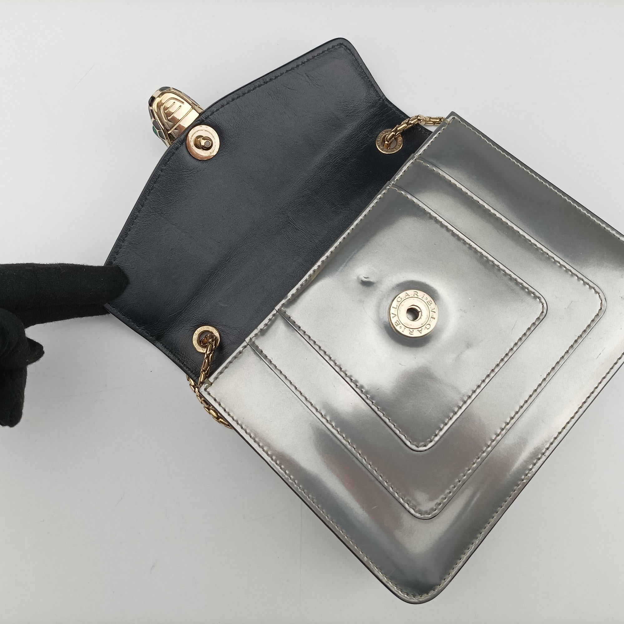 Pre-owned Bvlgari SERPENTI FOREVER Silver Patent Leather  shoulderbag | stylenewstar