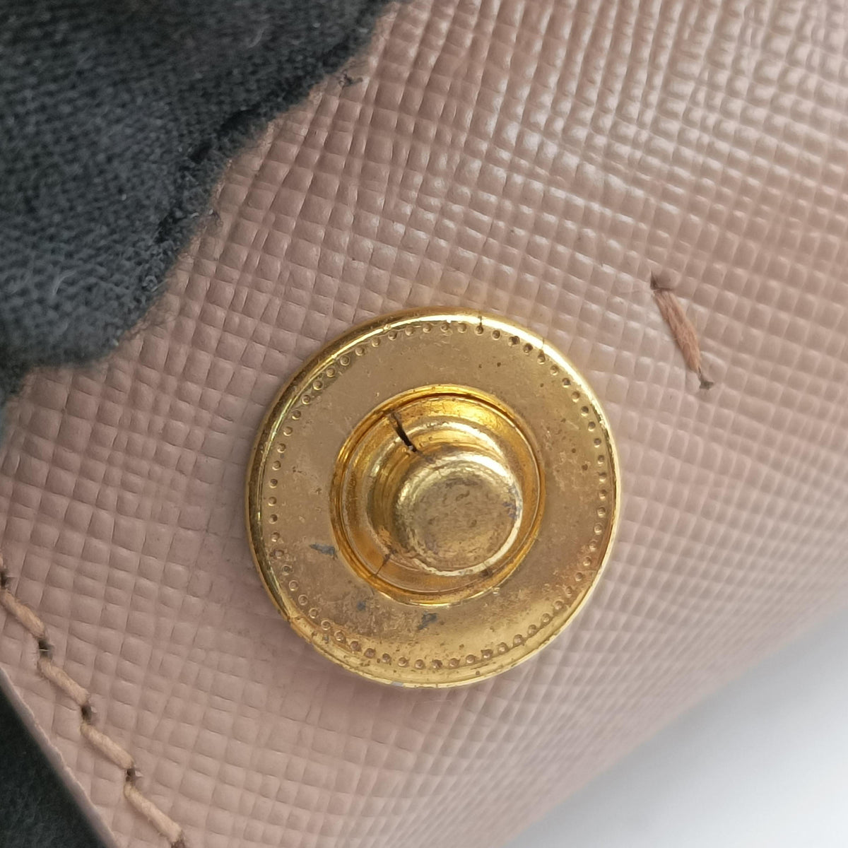 Galleria Pink SAFFIANO Leather BN2274 103ガレリア ピンク サフィアーノレザー BN2274 103