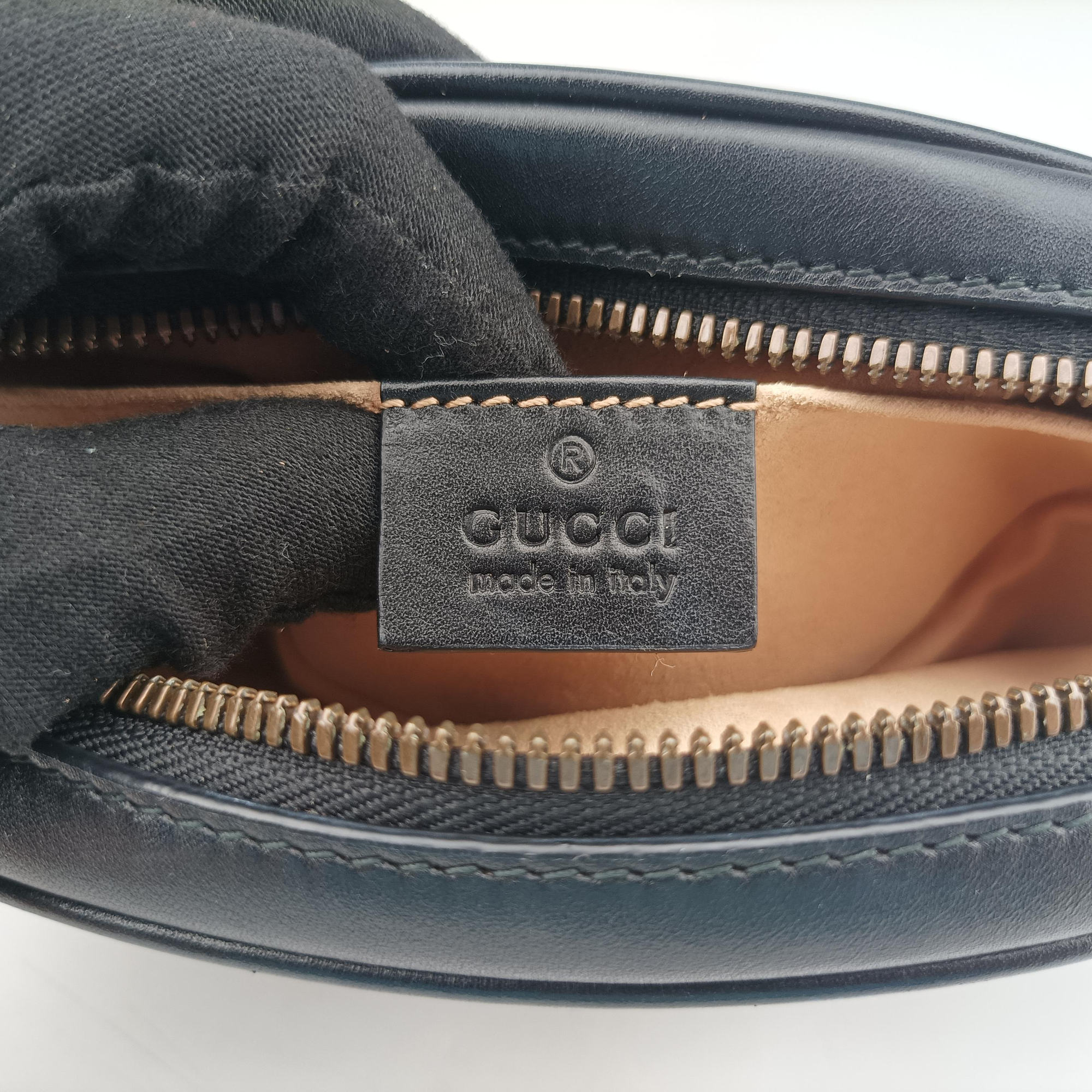 Vintage Gucci GG Marmont Black Leather 476434 bum bag/waist bag | stylenewstar