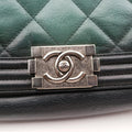 BOY CHANEL Black × Green Leather A92005 18578507ボーイシャネル ブラック × グリーン レザー A92005 18578507