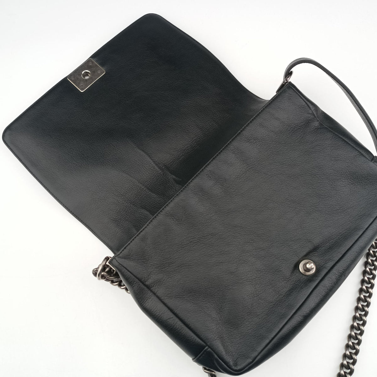 BOY CHANEL Black × Green Leather A92005 18578507ボーイシャネル ブラック × グリーン レザー A92005 18578507