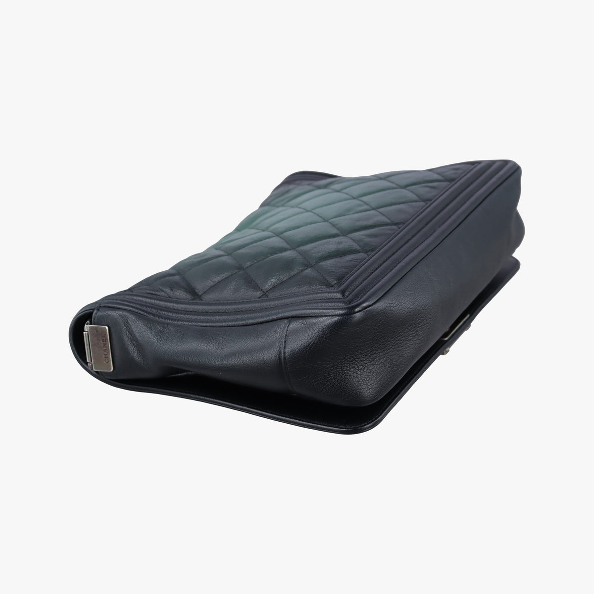 BOY CHANEL Black × Green Leather A92005 18578507ボーイシャネル ブラック × グリーン レザー A92005 18578507