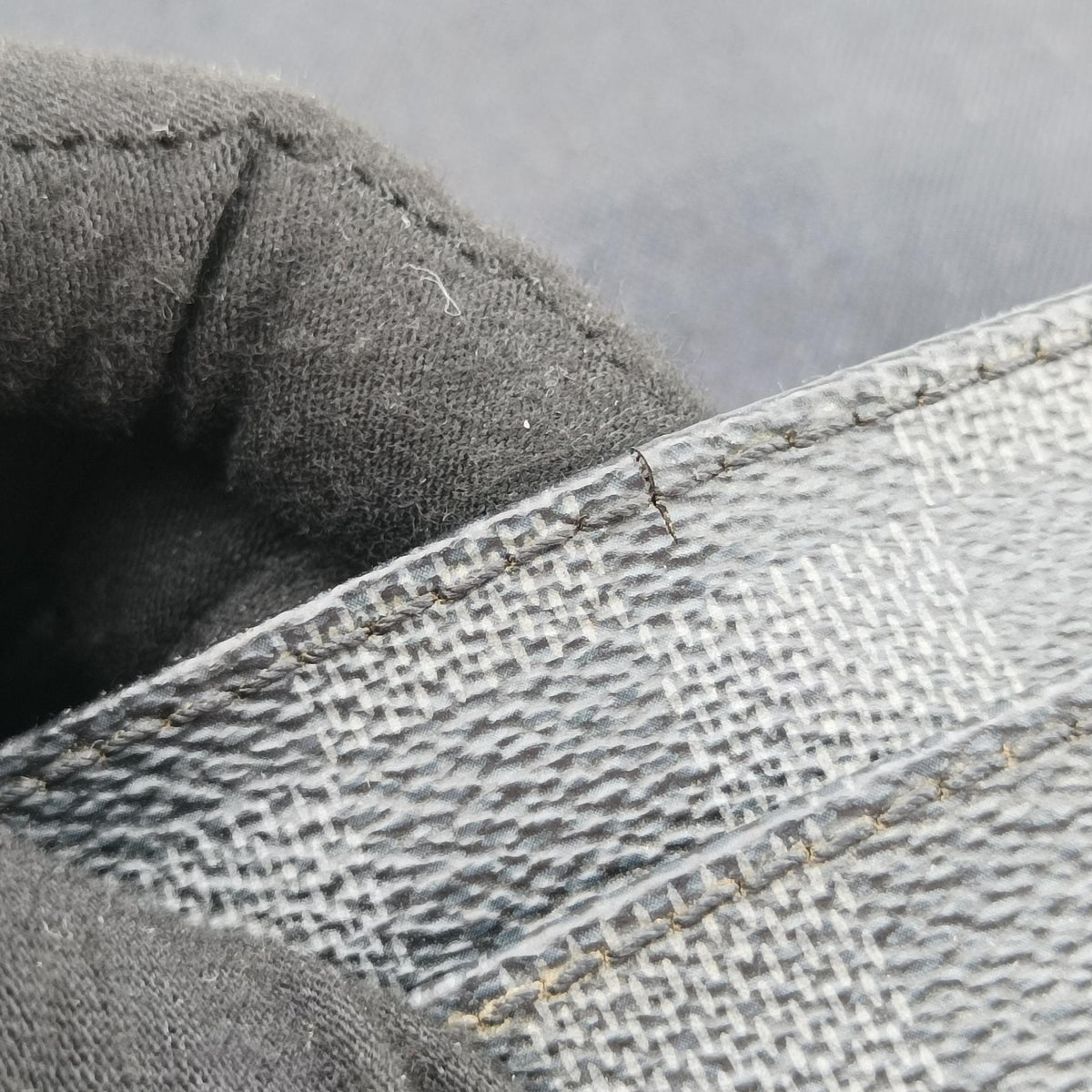 District PM Noir Damier GRAPHITE N41260 FL4135ディストリクトPM ノワール ダミエ グラフィット N41260 FL4135