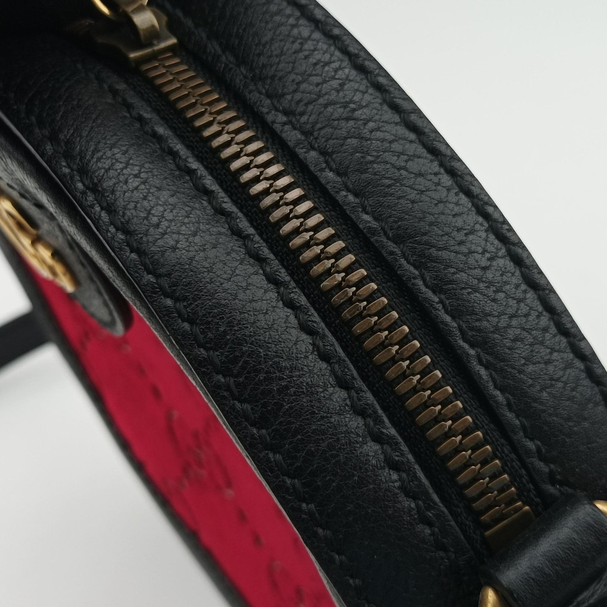Ophidia Red×black Velour×leather 574978 F028750126オフィディア レッド×ブラック ベロア×レザー 574978 F028750126