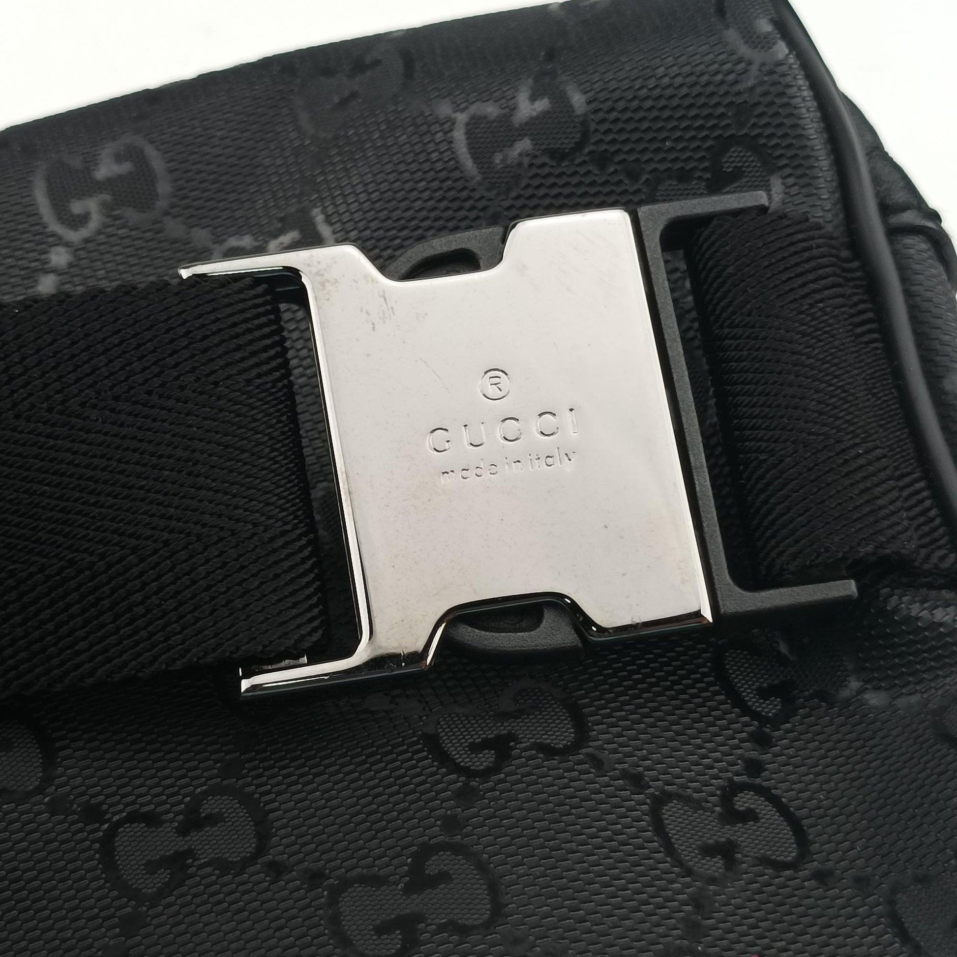 Pre-owned Gucci GG Supreme Black PVC coated canvas 233269 bum bag/waist bag | stylenewstar