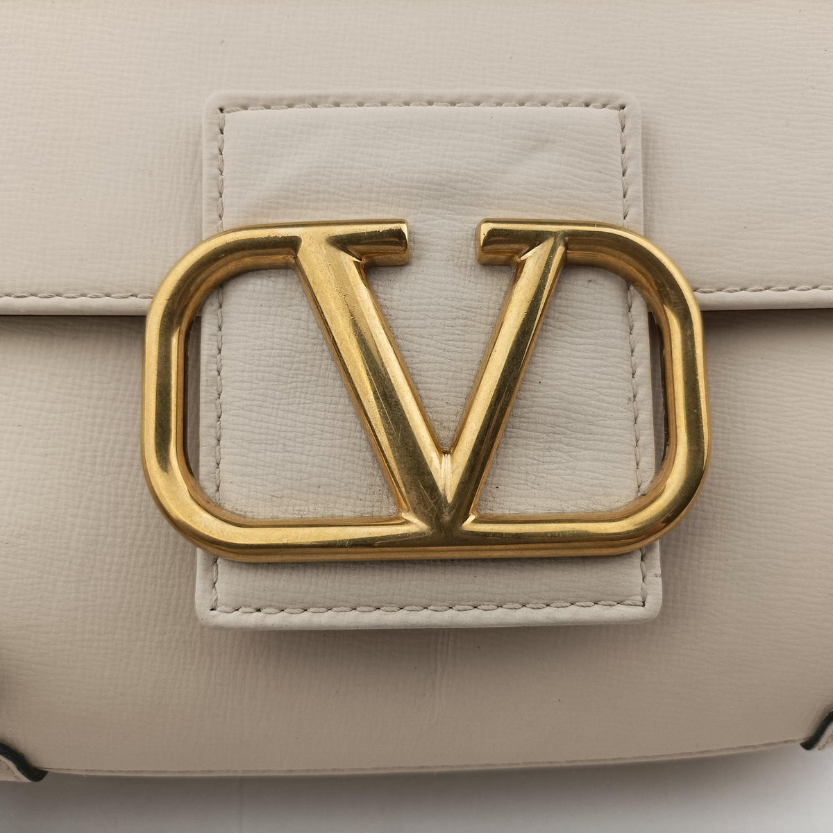 VLogo White Leather IC ChipVロゴ ホワイト レザー ICチップ