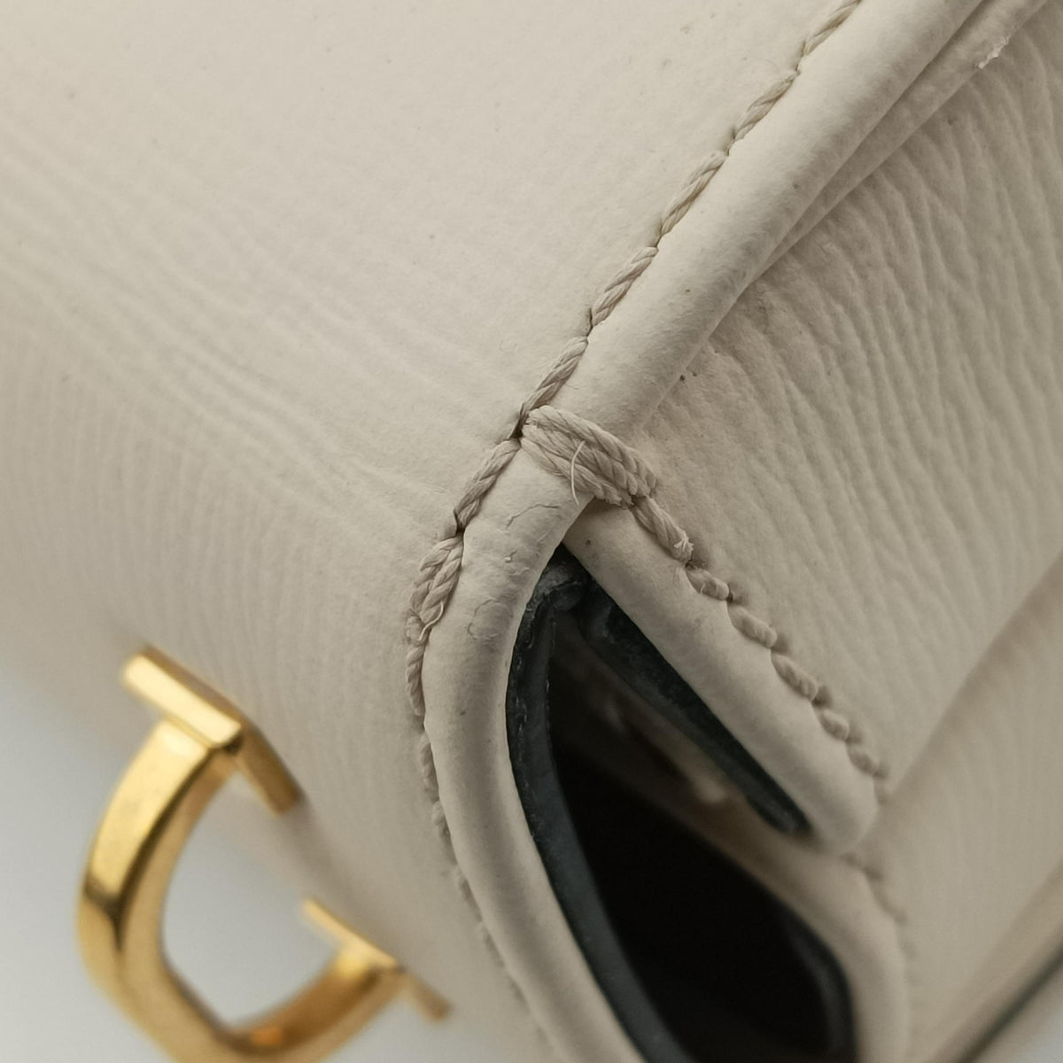 VLogo White Leather IC ChipVロゴ ホワイト レザー ICチップ