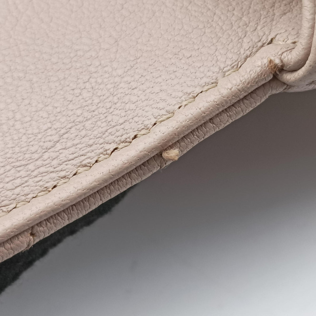 COLLEGE Beige Leather 487212 LND487212.0918カレッジ ベージュ レザー 487212 LND487212.0918