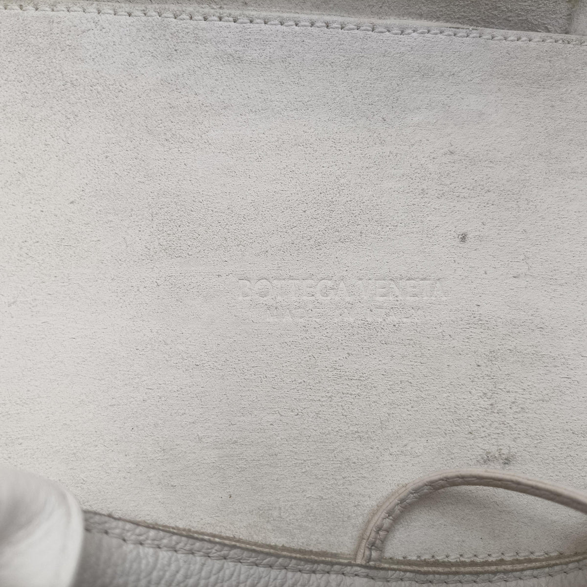 The Arcotote White lambskin B09452446Qザ アルコトート ホワイト ラムスキン B09452446Q