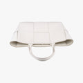 The Arcotote White lambskin B09452446Qザ アルコトート ホワイト ラムスキン B09452446Q