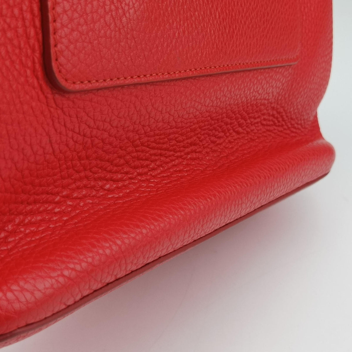 VOLTA Parnassus Ruby Taurillon leather M50543 MI1155ヴォルタ ルビー トリヨンレザー M50543 MI1155