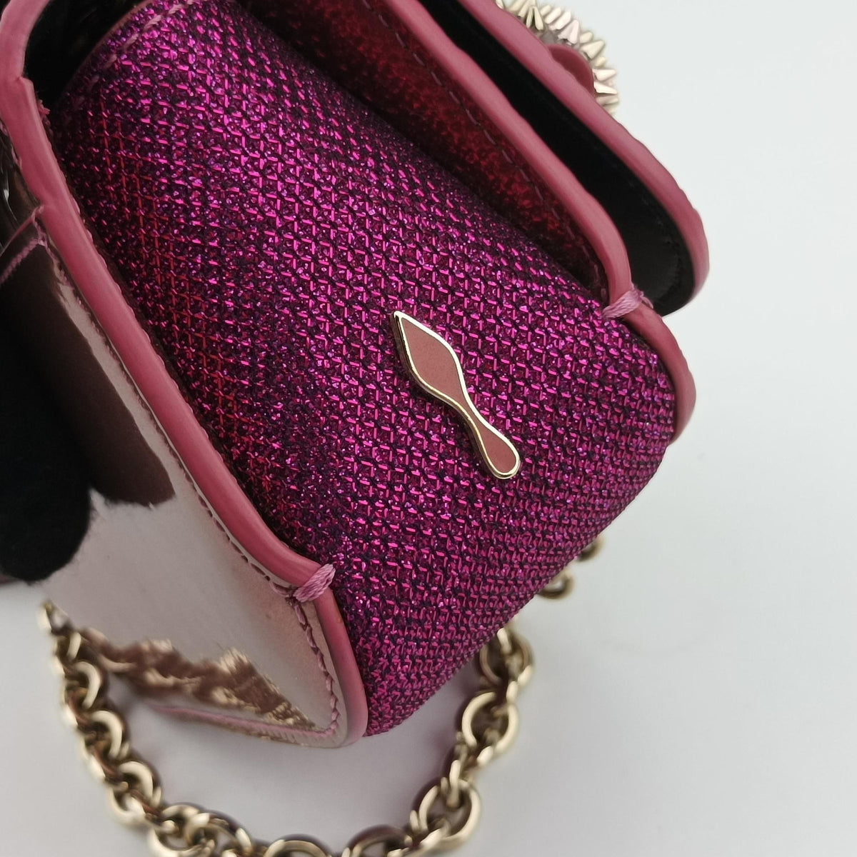 Pre-owned Christian Louboutin Sweet Charity Scarabe Spike Pink Patent  shoulderbag | stylenewstar