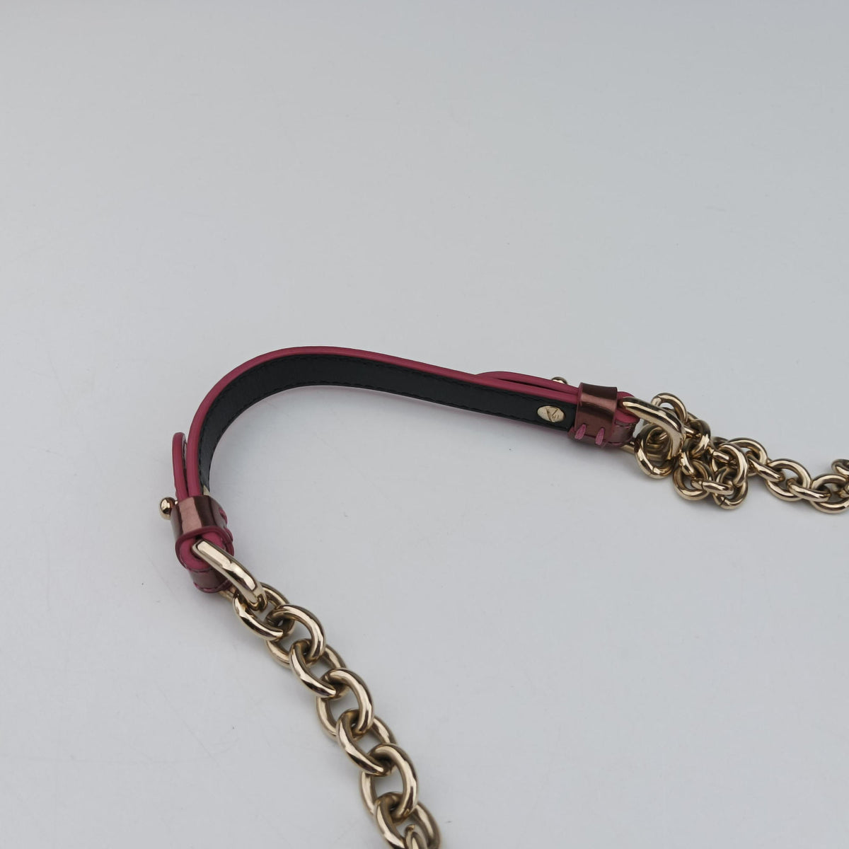 Pre-owned Christian Louboutin Sweet Charity Scarabe Spike Pink Patent  shoulderbag | stylenewstar