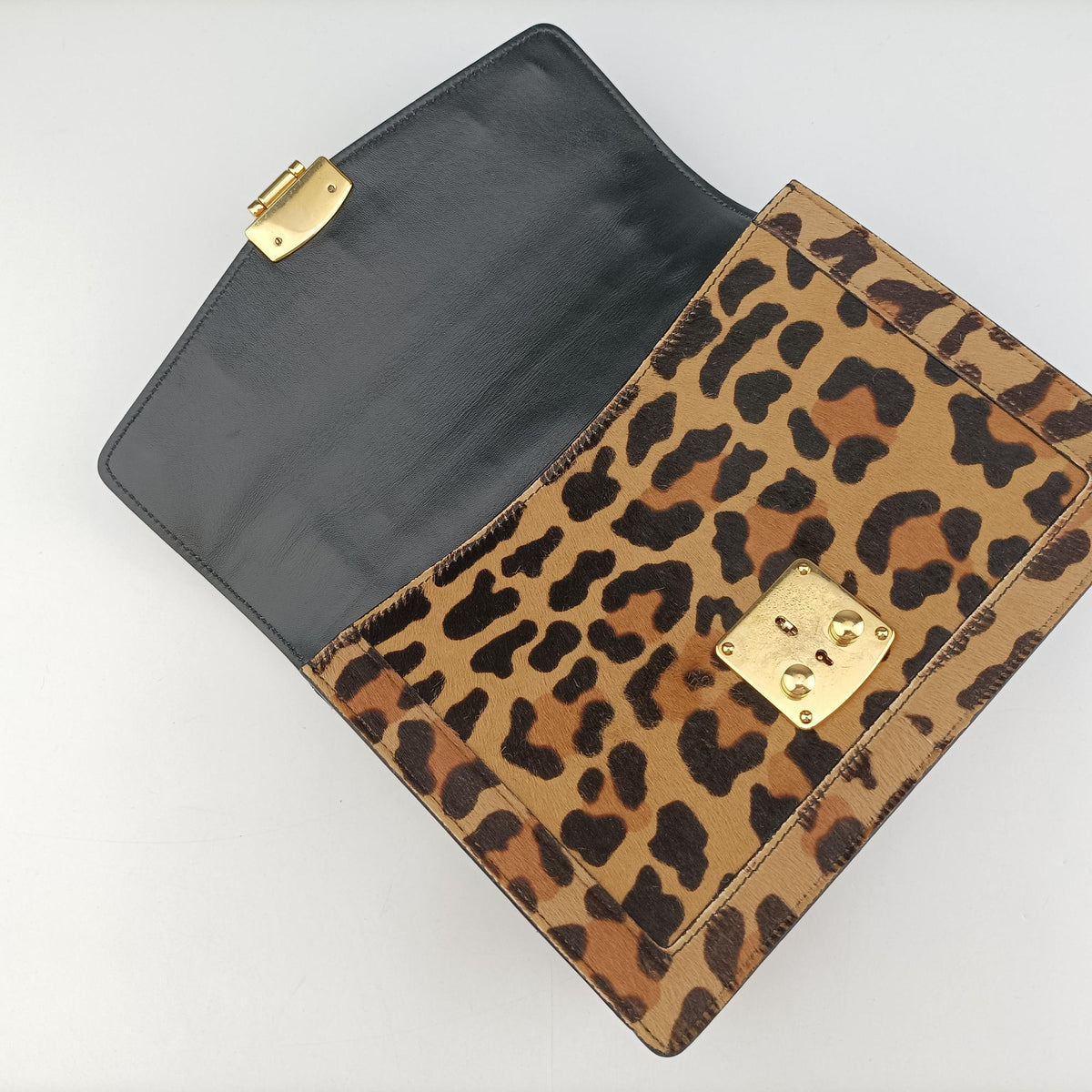 Secondhand Miu Miu Leopard print Multicolour ponyhair×leather  shoulderbag | stylenewstar