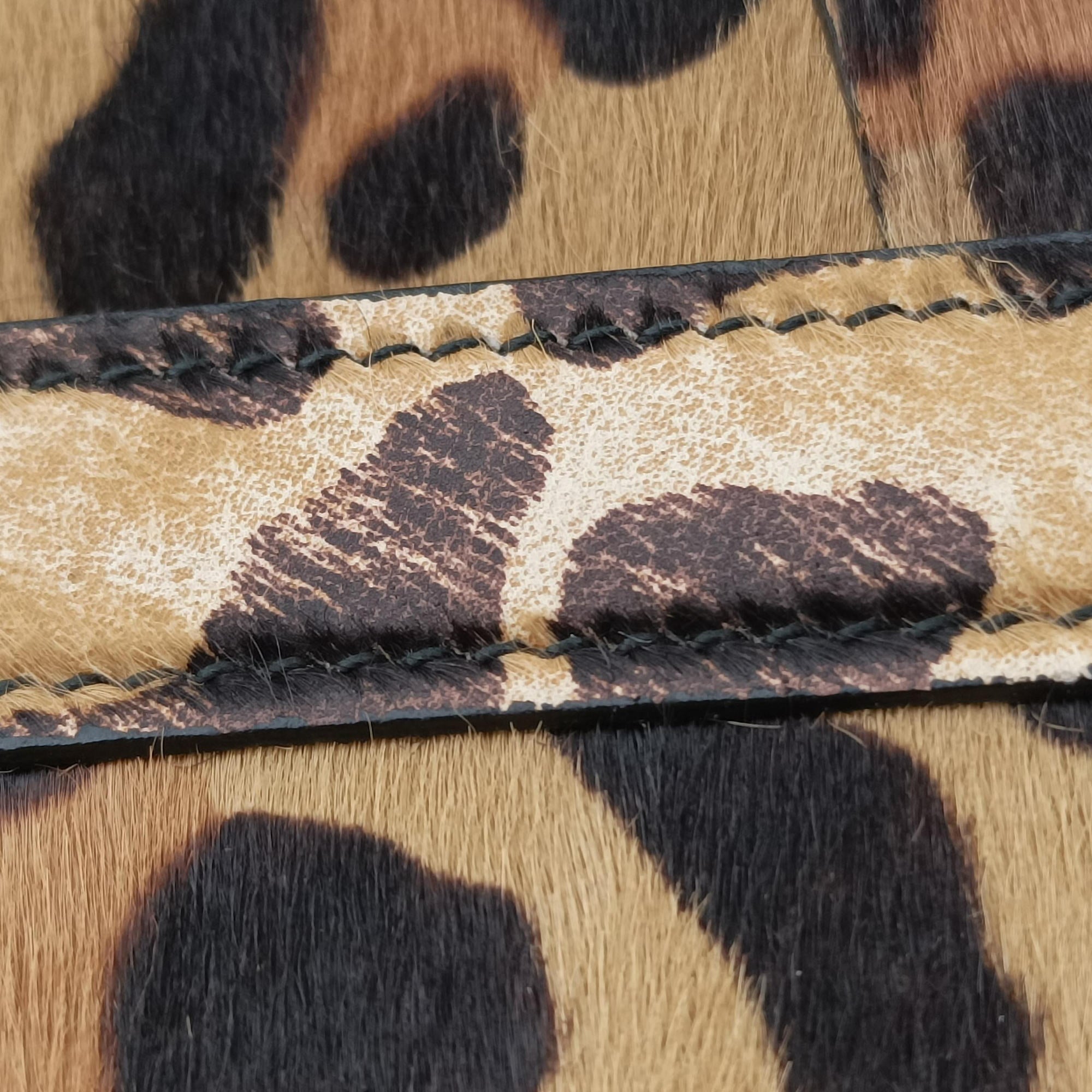 Secondhand Miu Miu Leopard print Multicolour ponyhair×leather  shoulderbag | stylenewstar