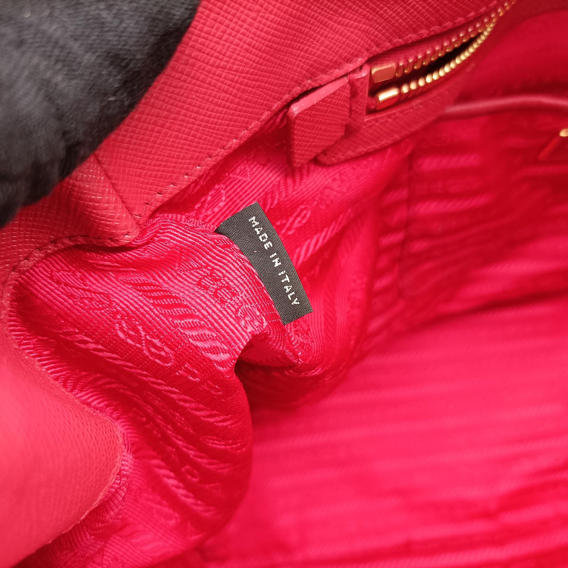 Galleria Red SAFFIANO Leather BN1844 31/Eガレリア レッド サフィアーノレザー BN1844 31/E