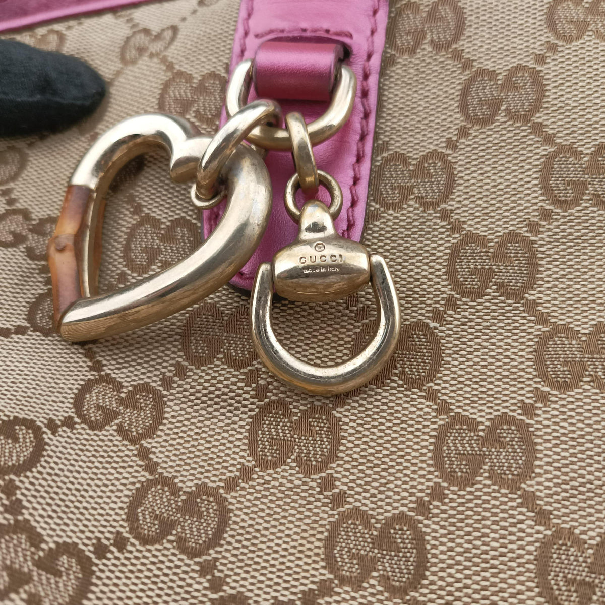 Heart Bit charm Beige × Pink Canvas×Leather 269955 E011275508ハートビット チャーム ベージュ x ピンク キャンバス×レザー 269955 E011275508