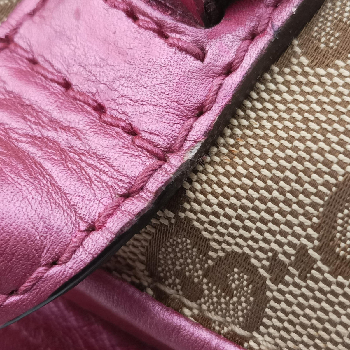 Heart Bit charm Beige × Pink Canvas×Leather 269955 E011275508ハートビット チャーム ベージュ x ピンク キャンバス×レザー 269955 E011275508