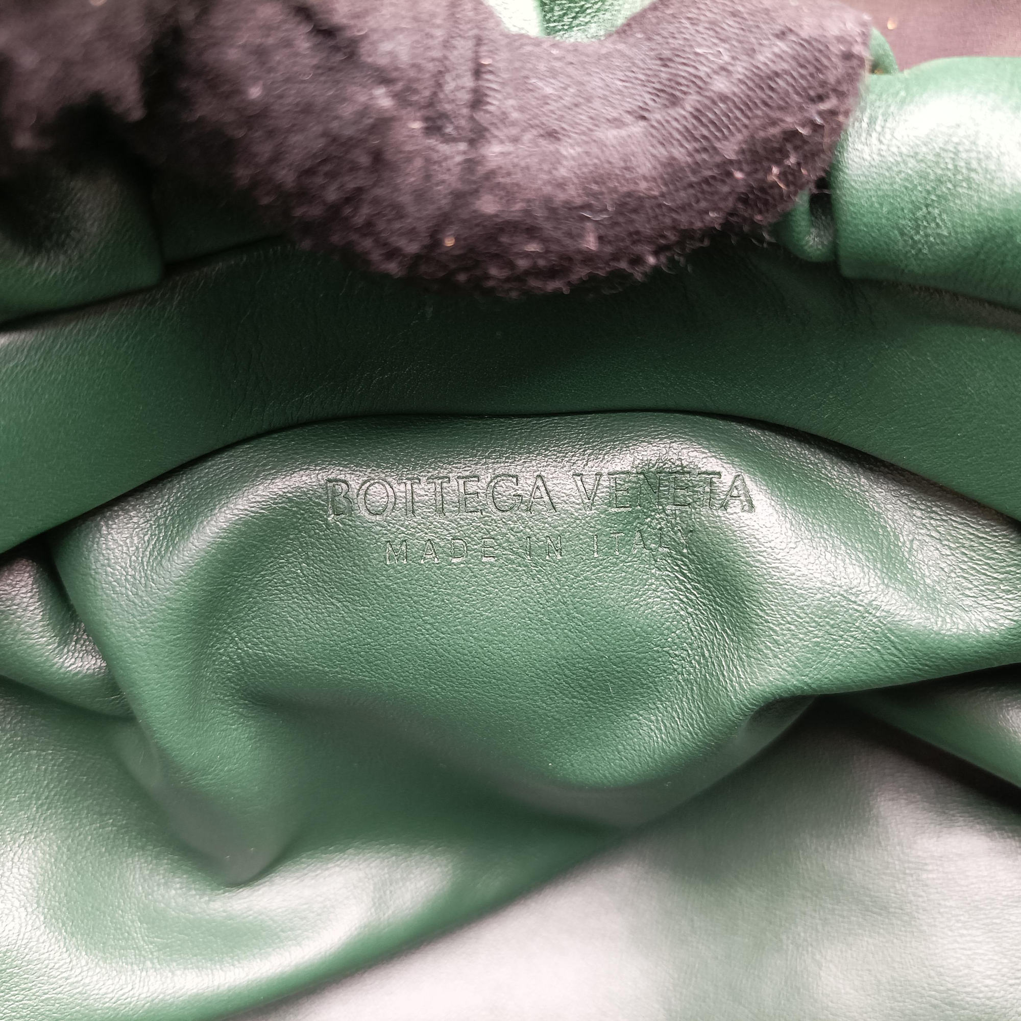 THE Chain Pouch Green lambskin B09554674Wザ チェーン ポーチ グリーン ラムスキン B09554674W