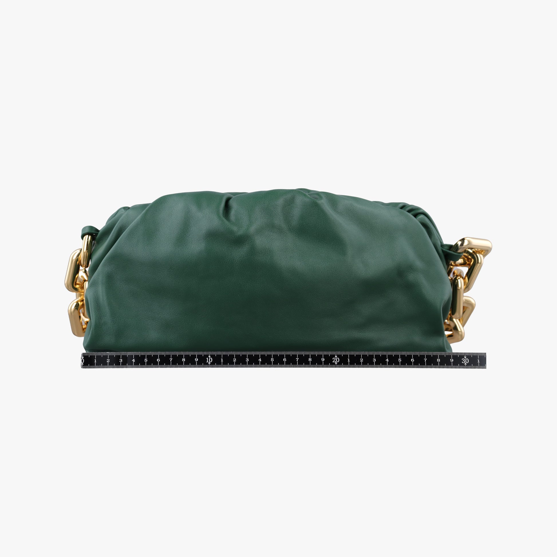 THE Chain Pouch Green lambskin B09554674Wザ チェーン ポーチ グリーン ラムスキン B09554674W
