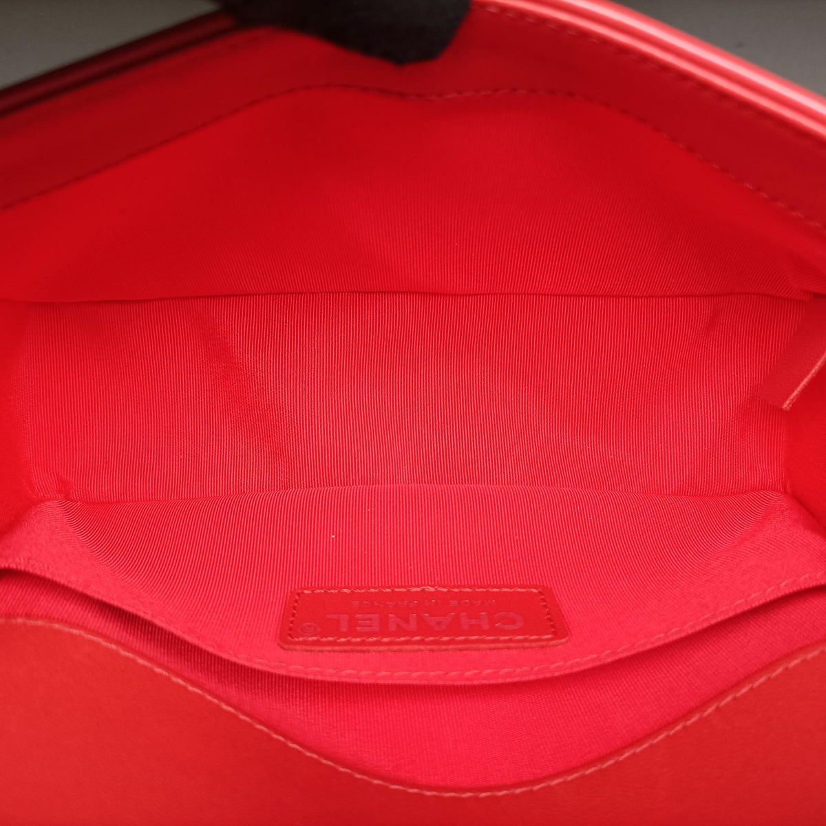 BOY CHANEL Red Leather A67085 21500449ボーイシャネル レッド レザー A67085 21500449