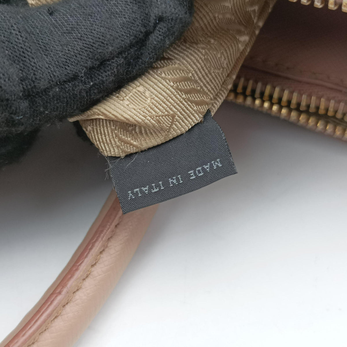 Galleria Pink SAFFIANO Leather BN1786 117ガレリア ピンク サフィアーノレザー BN1786 117
