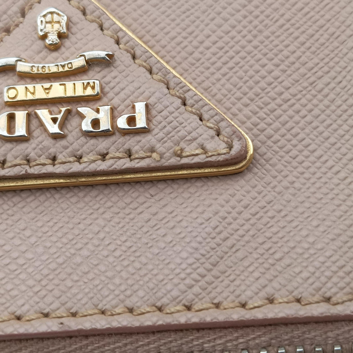 Galleria Pink SAFFIANO Leather BN1786 117ガレリア ピンク サフィアーノレザー BN1786 117