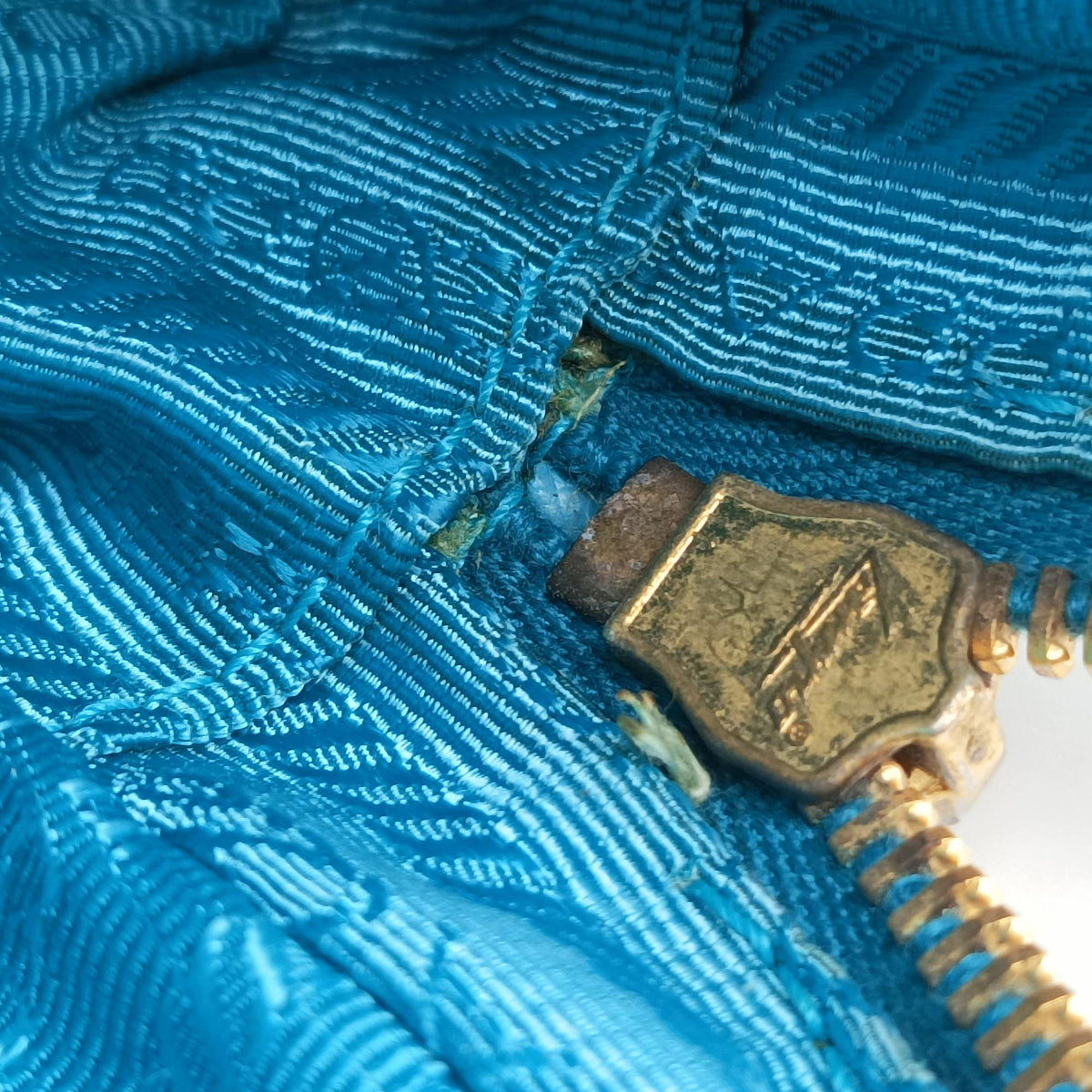 VITELLO PHENIX camera bag Blue SAFFIANO Leather 1N1674 31/Hヴィッテロ フェニックス カメラバッグ ブルー サフィアーノレザー 1N1674 31/H