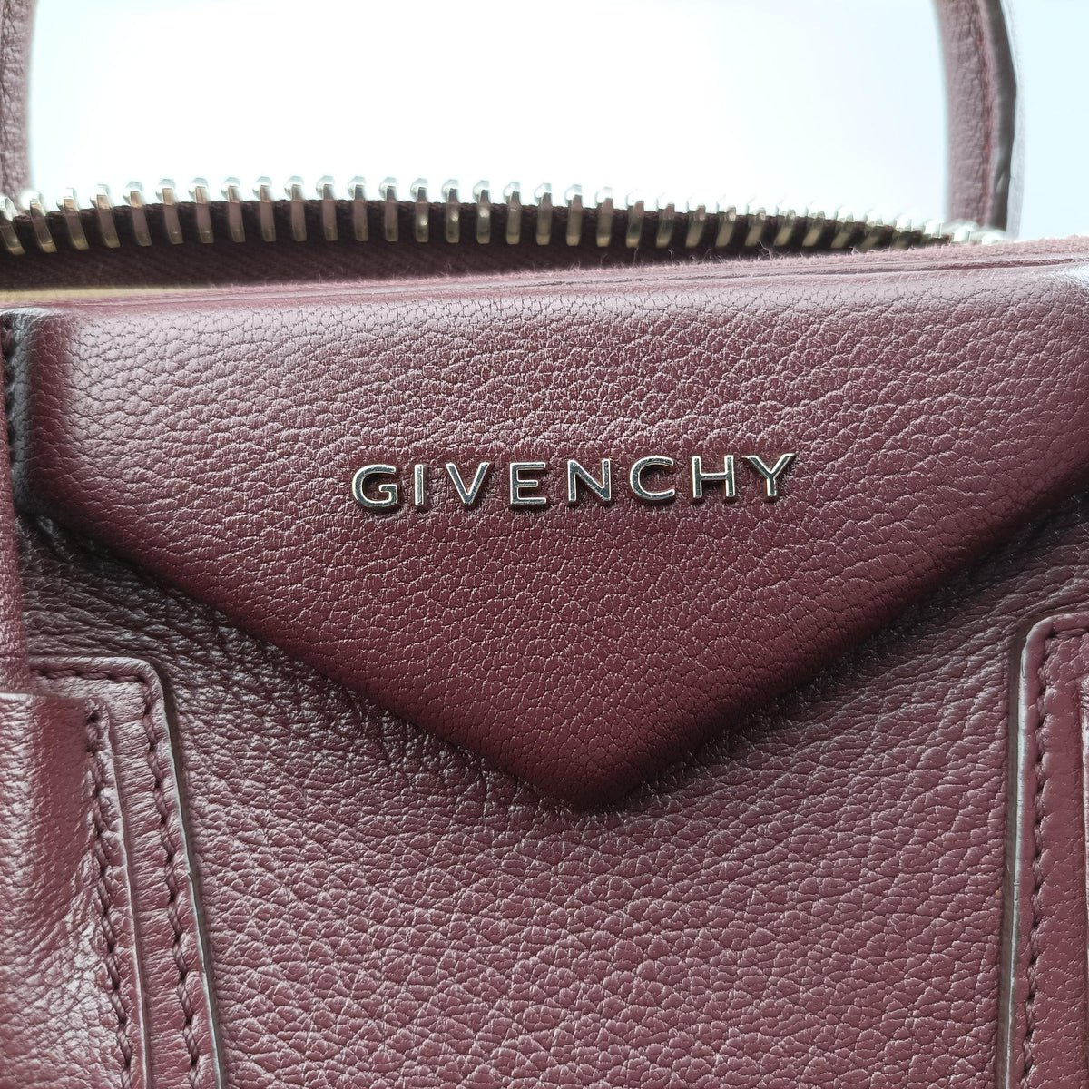 Antigona Burgundy Leather ZE D 0176アンティゴナ ワインレッド レザー ZE D 0176