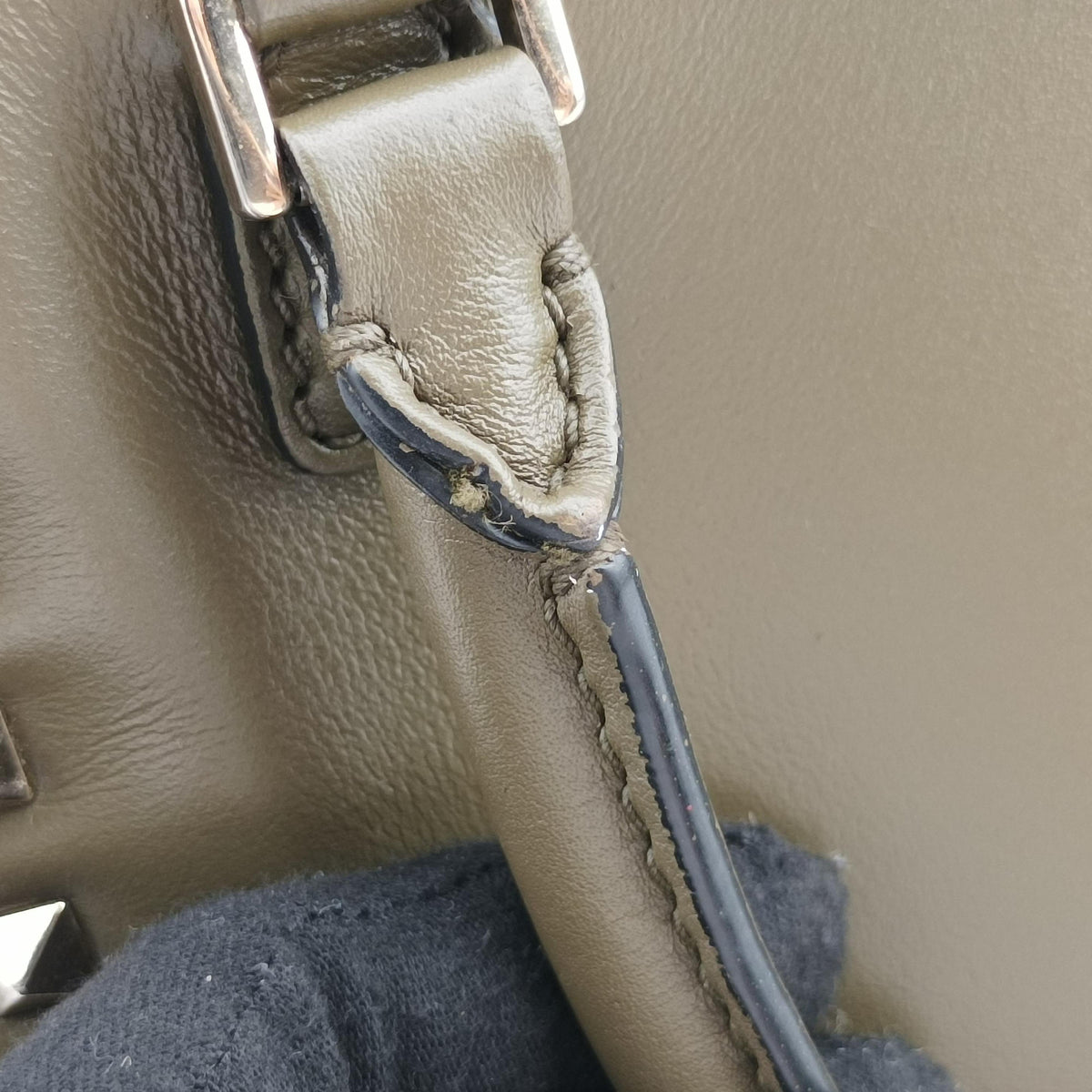 Rockstud Green Leather Lot number unknownロックスタッズ グリーン レザー 製番不明