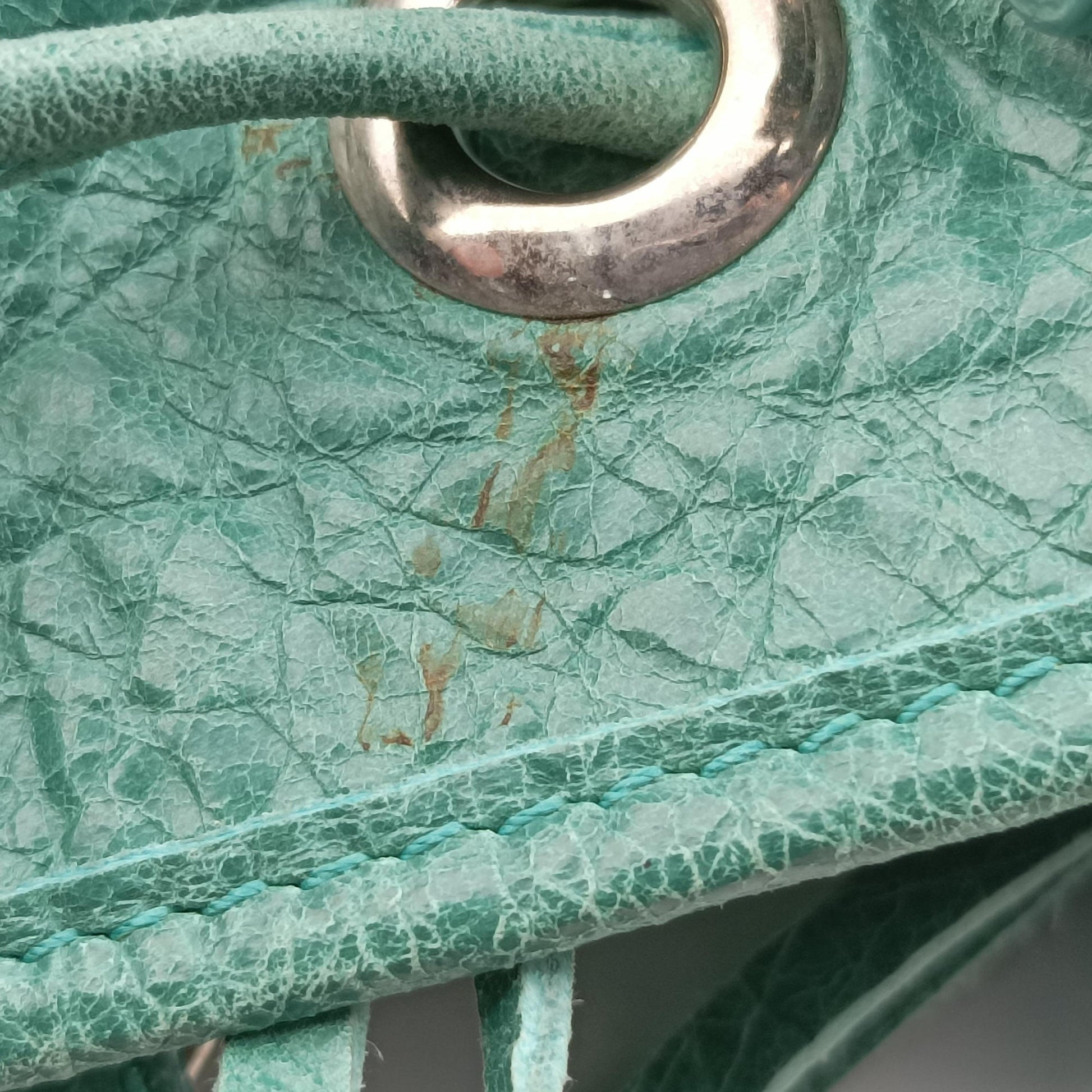 Pre-owned Balenciaga Pompon Green Leather  shoulderbag | stylenewstar