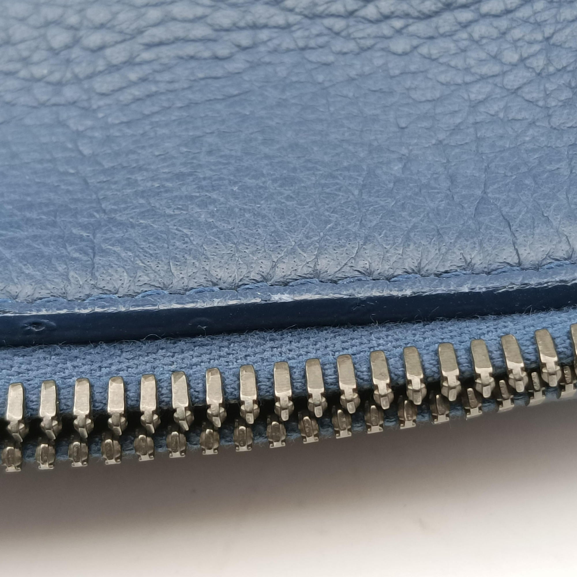 Intrecciato Blue lambskin B05905137Wイントレチャート ブルー ラムスキン B05905137W