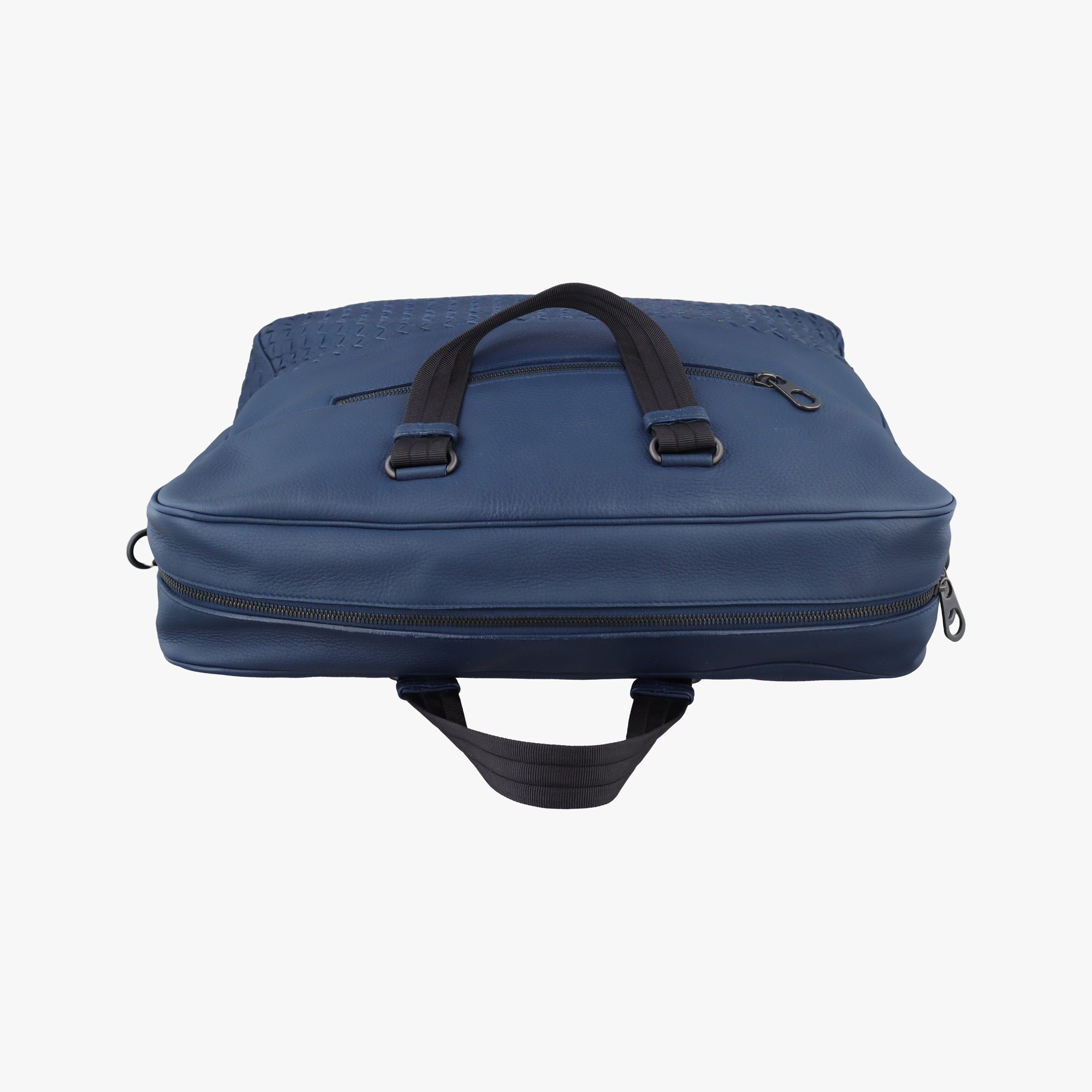 Intrecciato Blue lambskin B05905137Wイントレチャート ブルー ラムスキン B05905137W