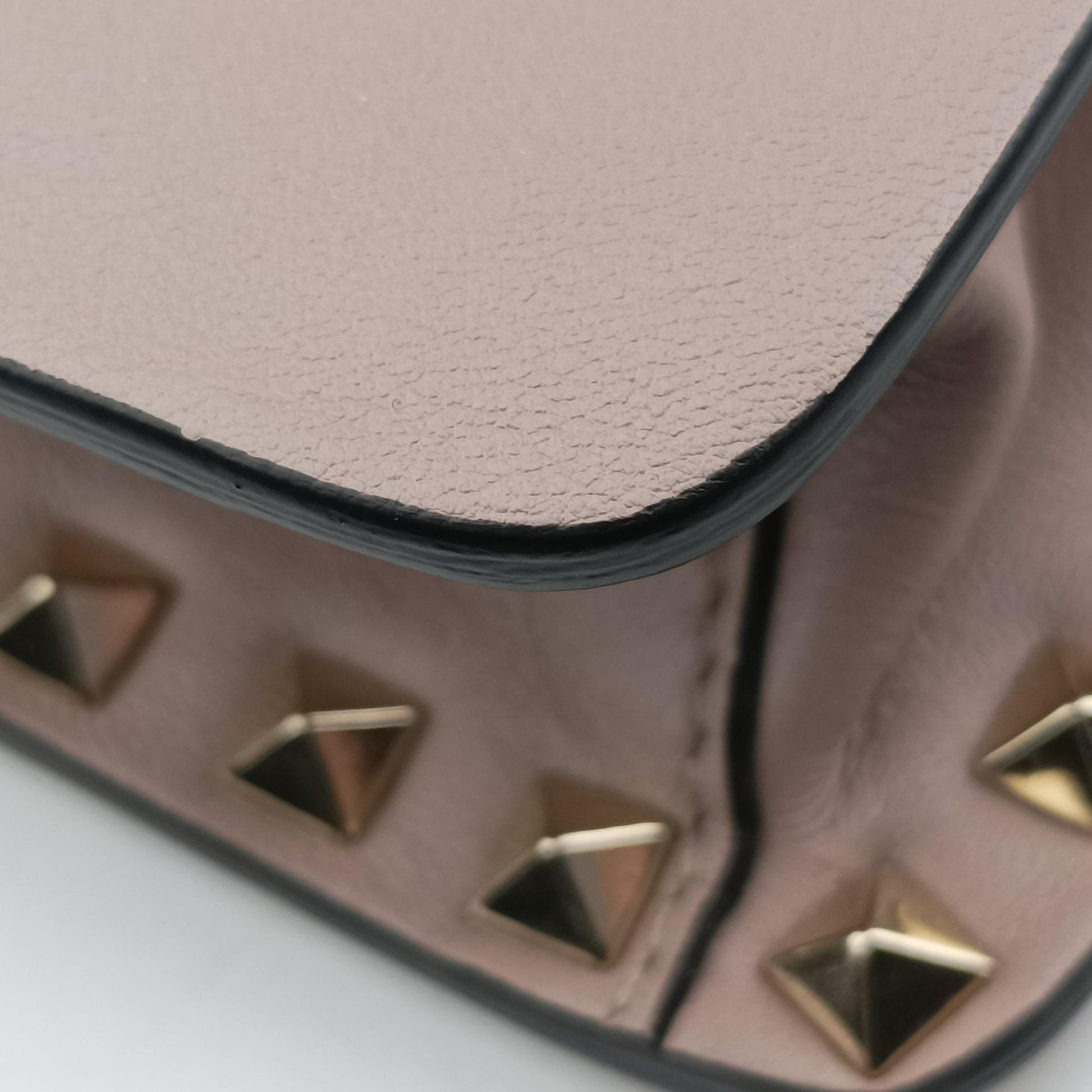 Rockstud Pink leather ロックスタッズ ピンク レザー 