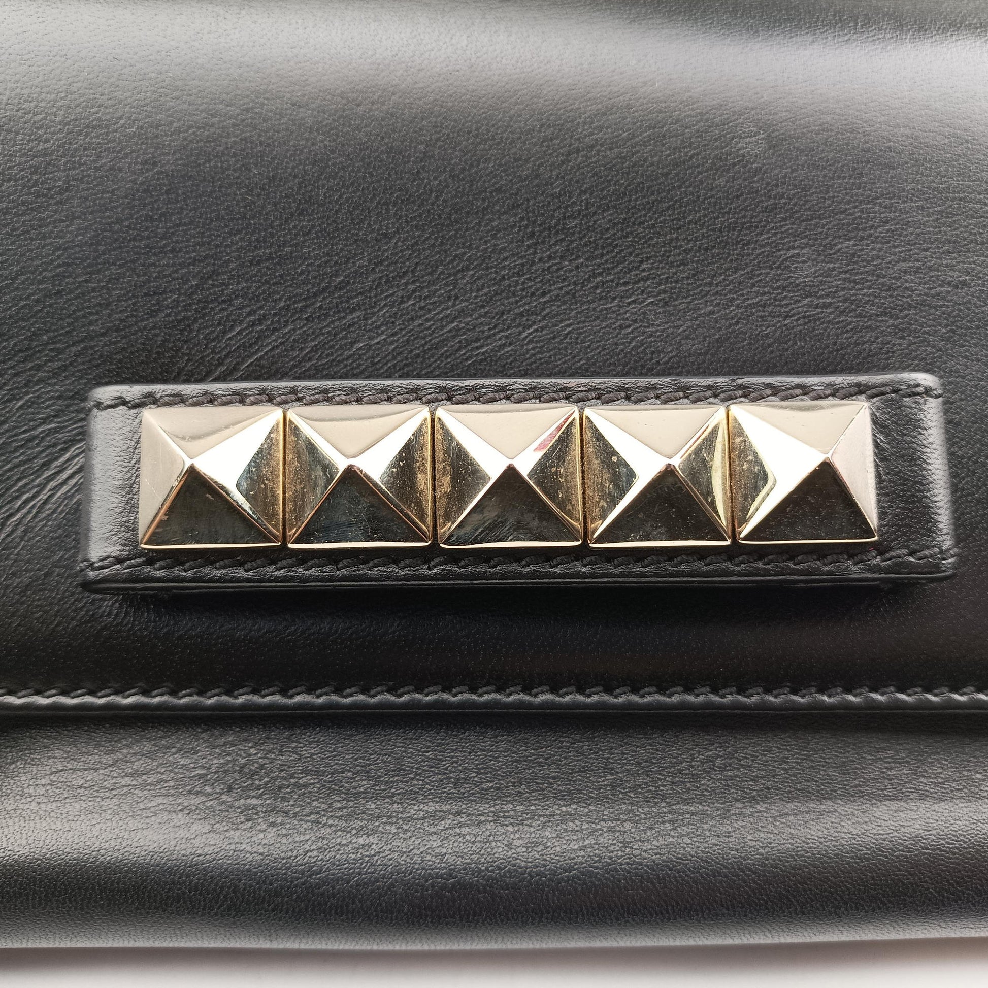 Rockstud Va Va Voom Black Leather GFJ975NAP2ロックスタッズ ヴァ ヴァ ヴーム ブラック レザー GFJ975NAP2