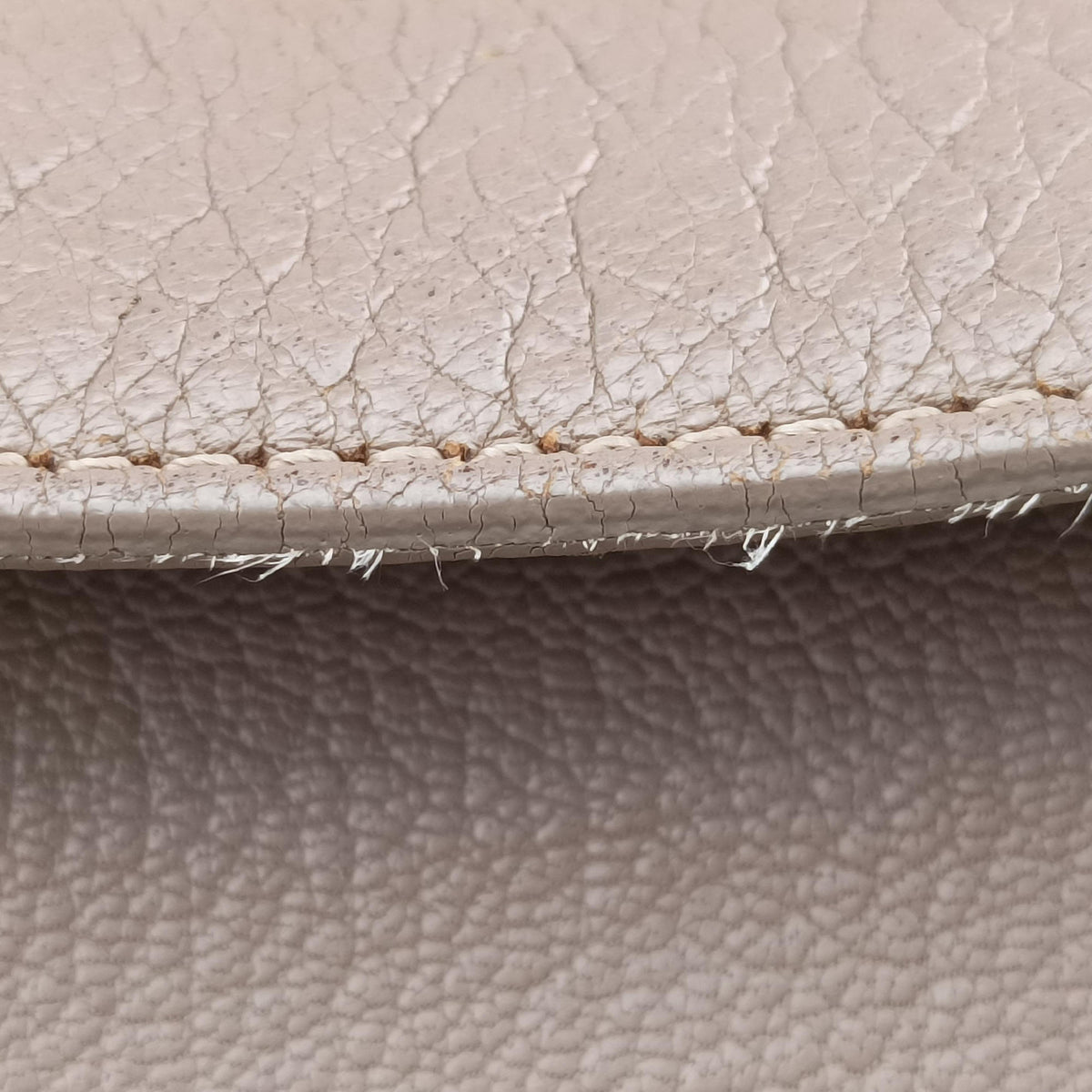 Antigona Beige Leather MP B 0175アンティゴナ ベージュ レザー MP B 0175