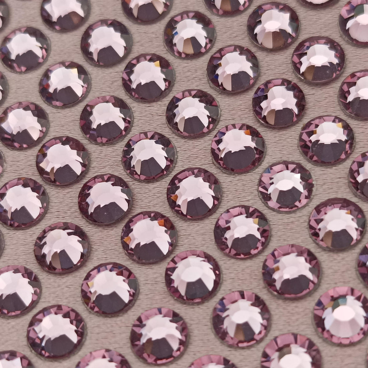 crystal-embellished round Pink silk x Rhinestone 1NR003 42クリスタル ラウンド ピンク シルク x ラインストーン 1NR003 42