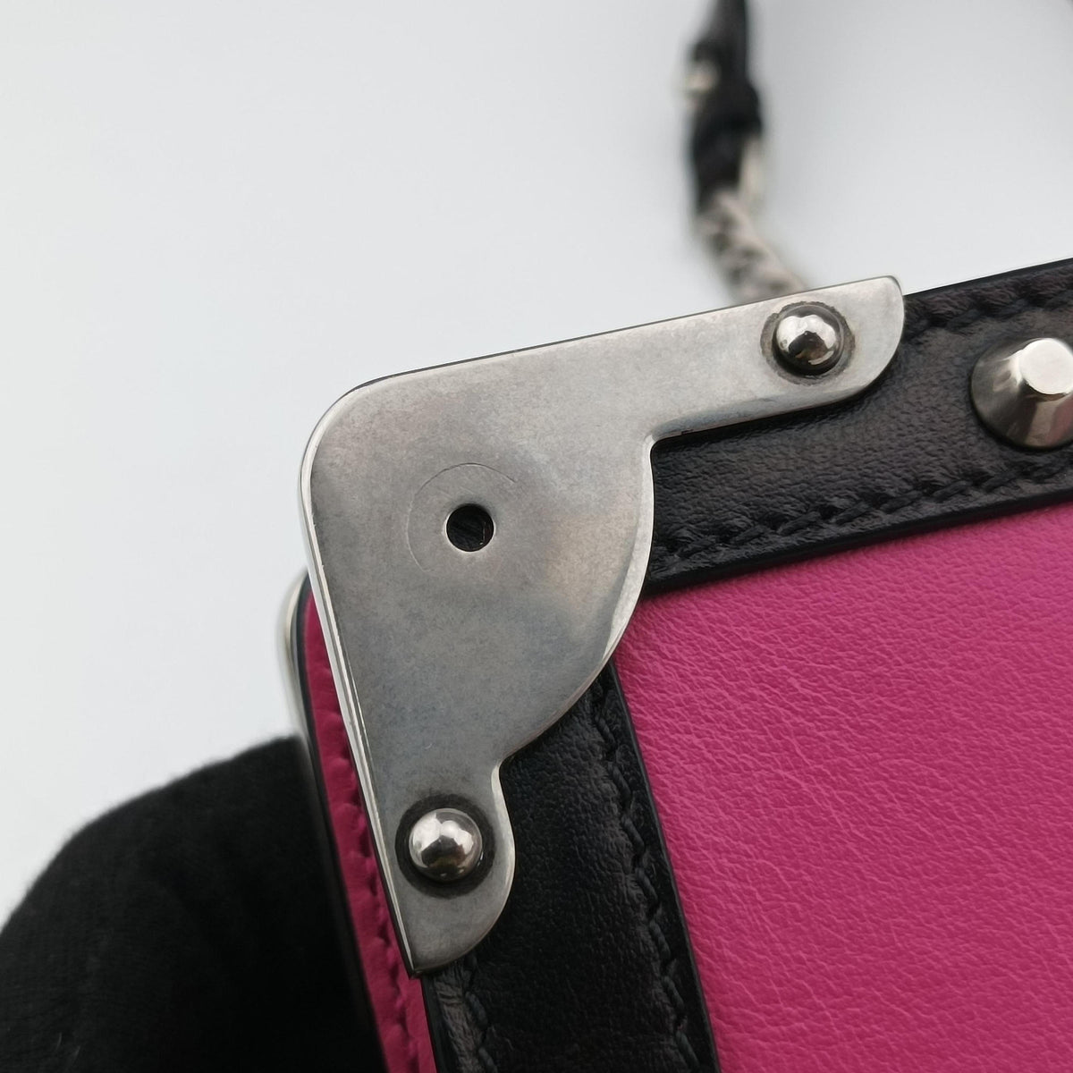 Cahier pink×Black Leather 1BH018 25カイエ ピンク×ブラック レザー 1BH018 25